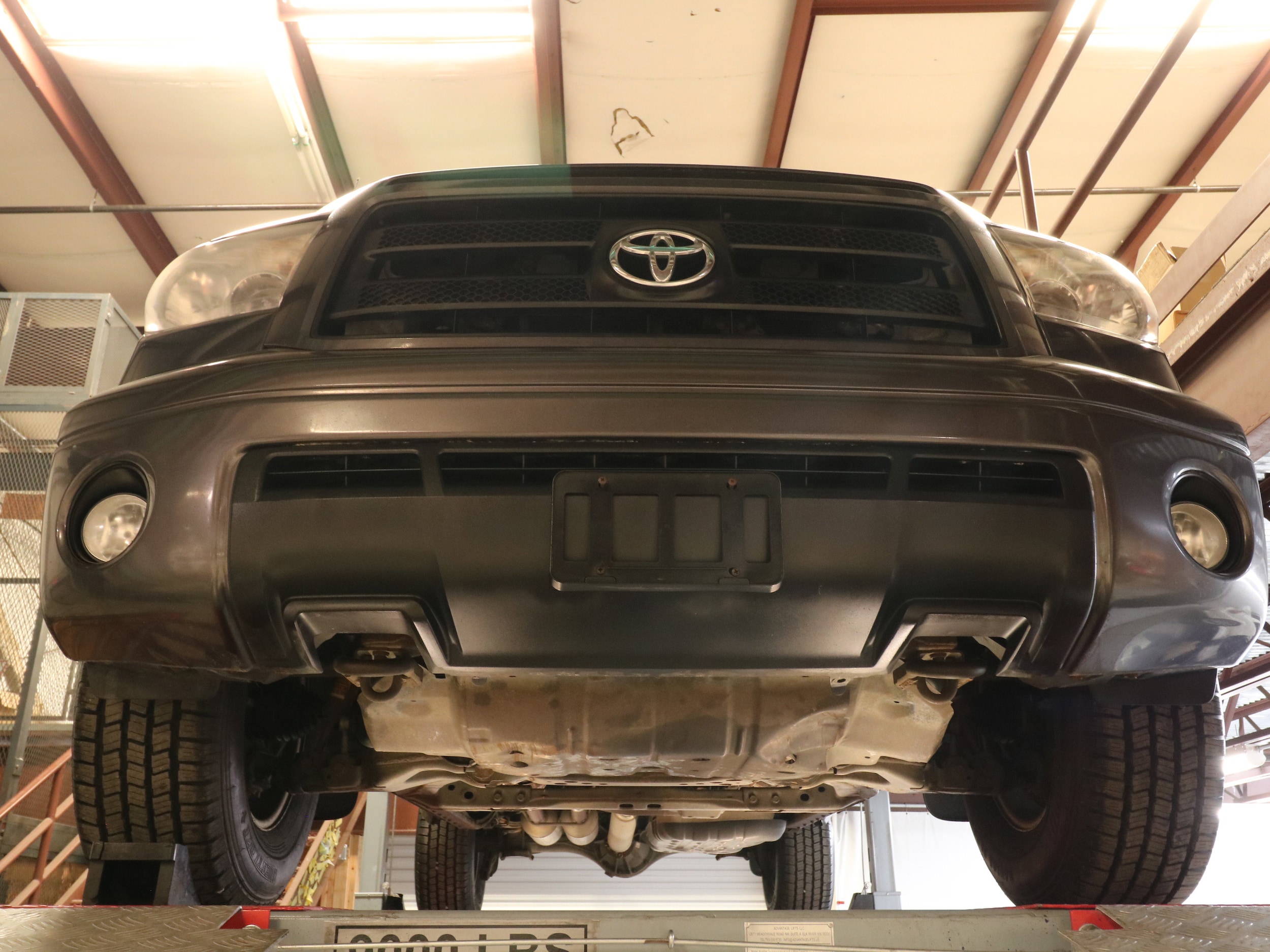 2012 Toyota Tundra 4WD Truck 35