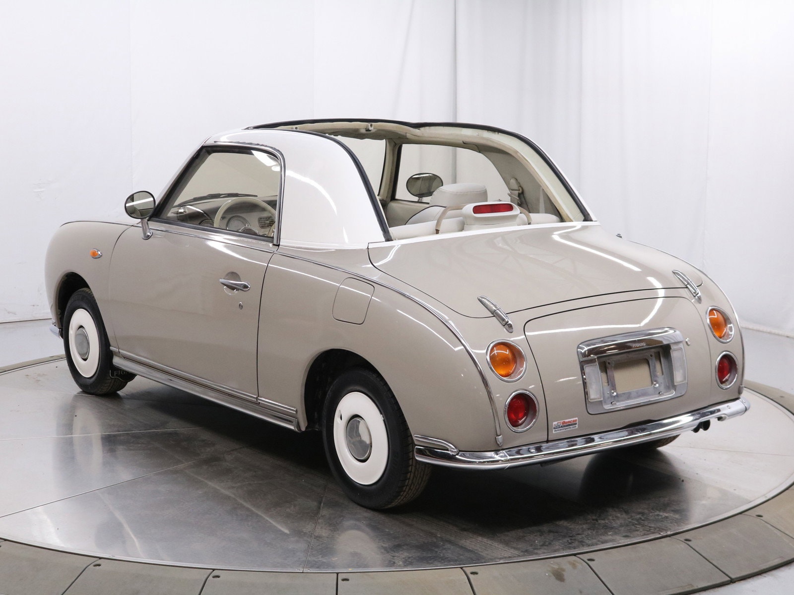 1991 Nissan Figaro 9