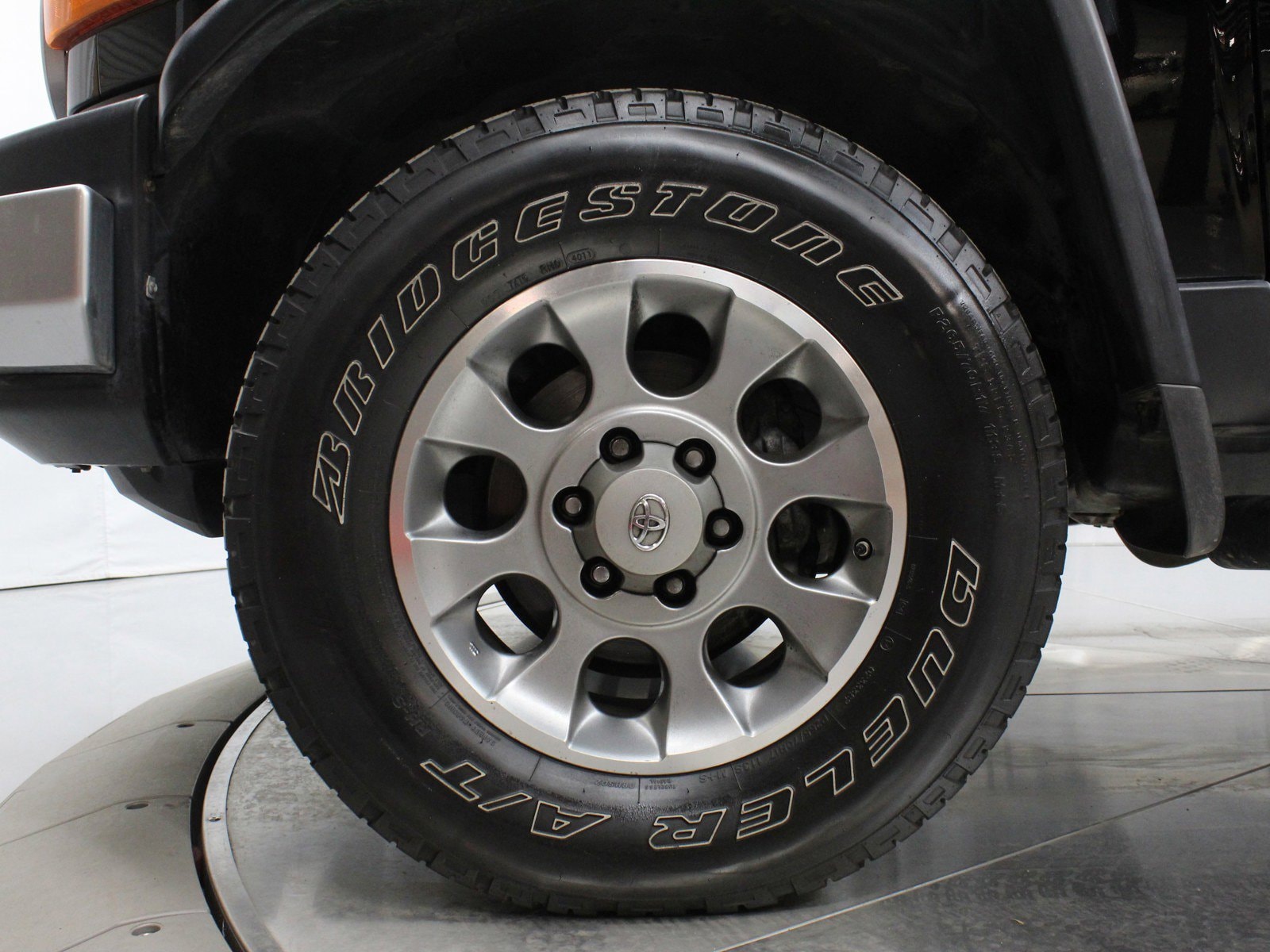 2011 Toyota FJ Cruiser 29