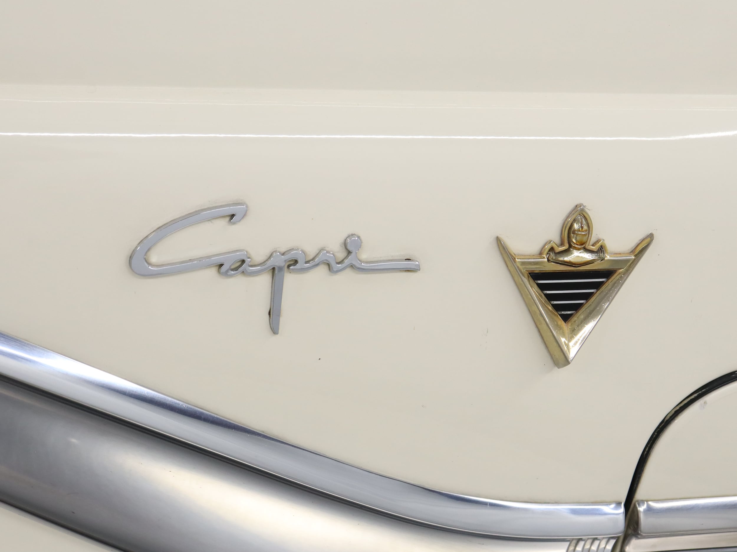 1955 Lincoln Capri 75