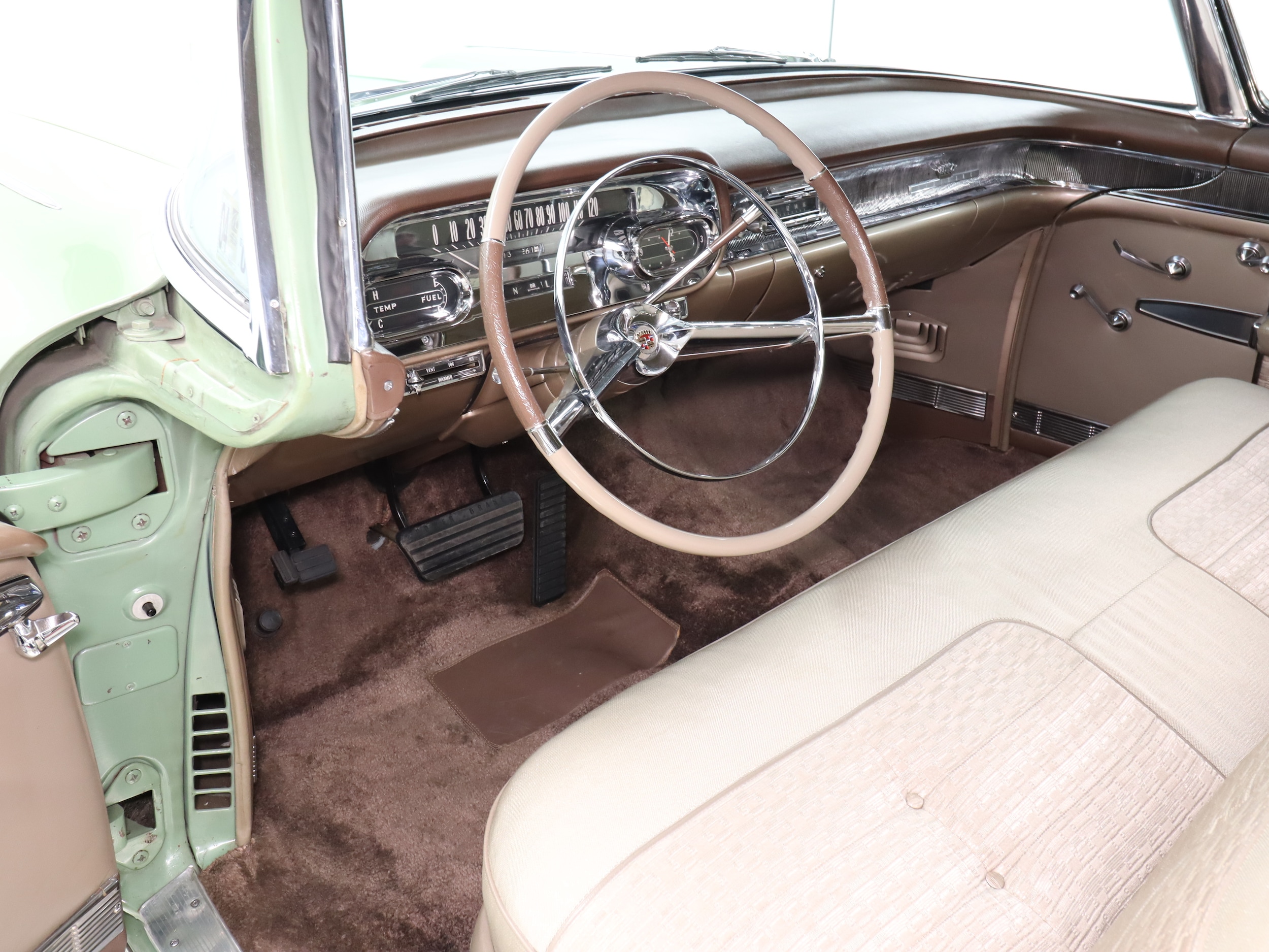 1958 Cadillac Series 62 9
