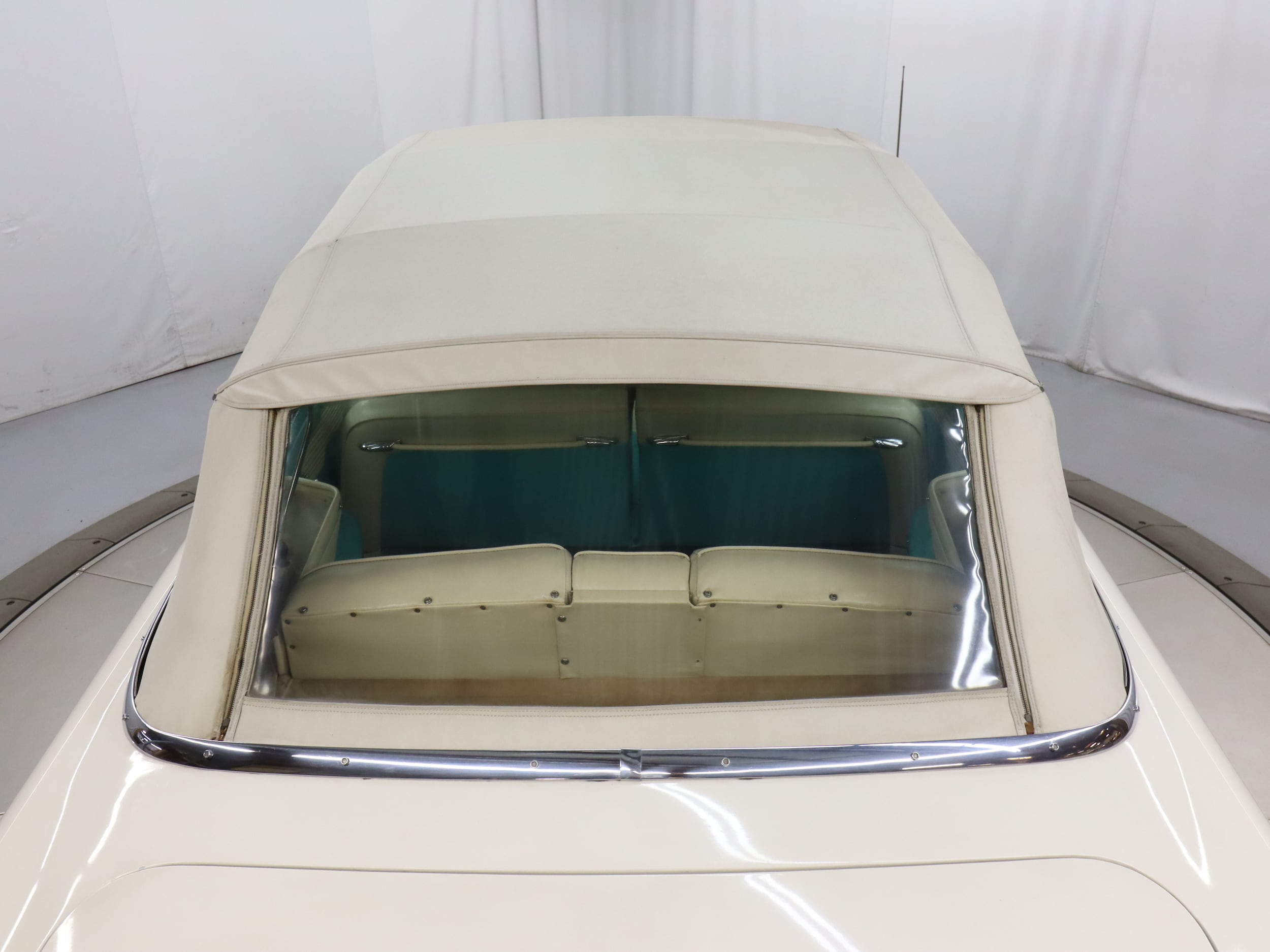 1955 Lincoln Capri 54