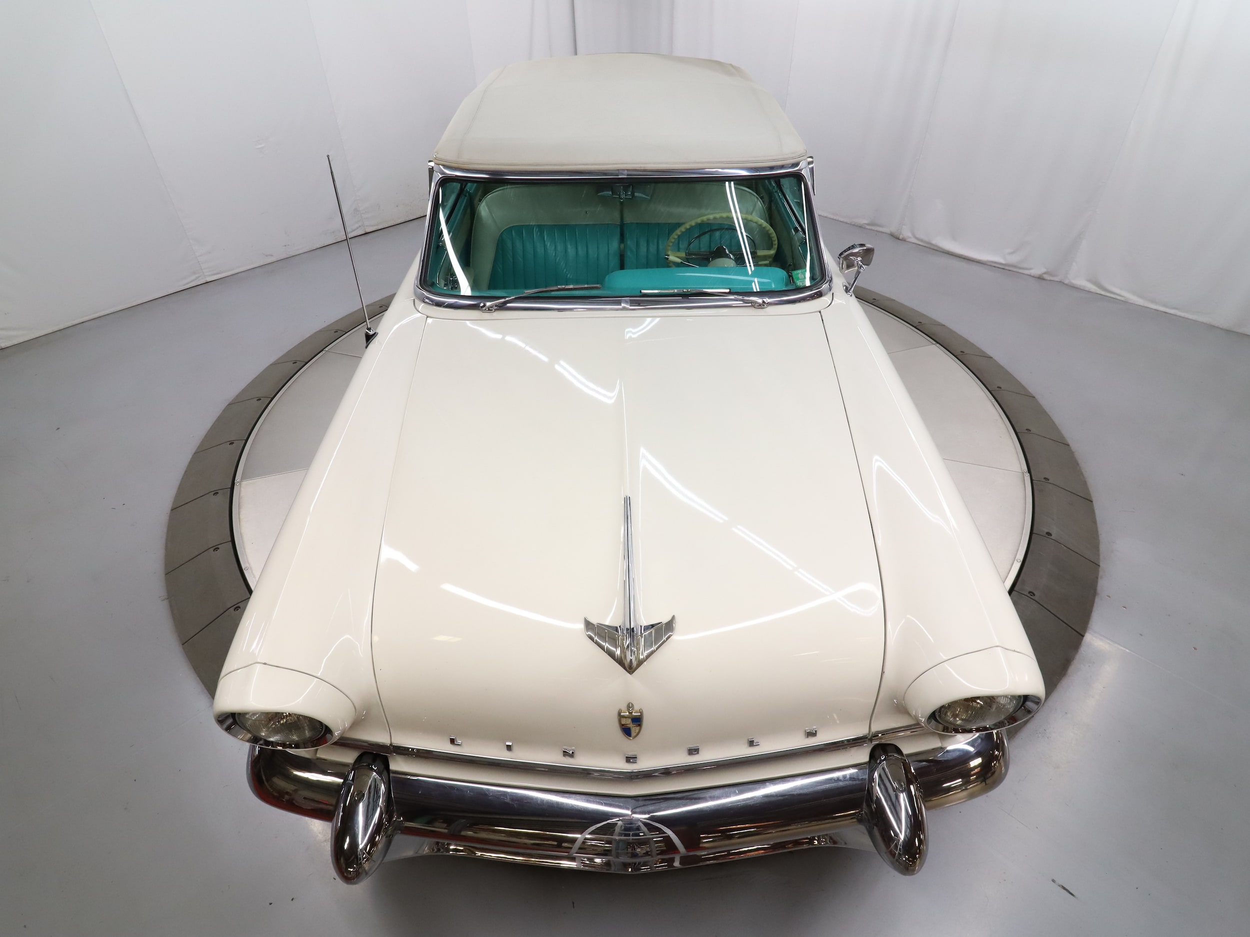 1955 Lincoln Capri 49