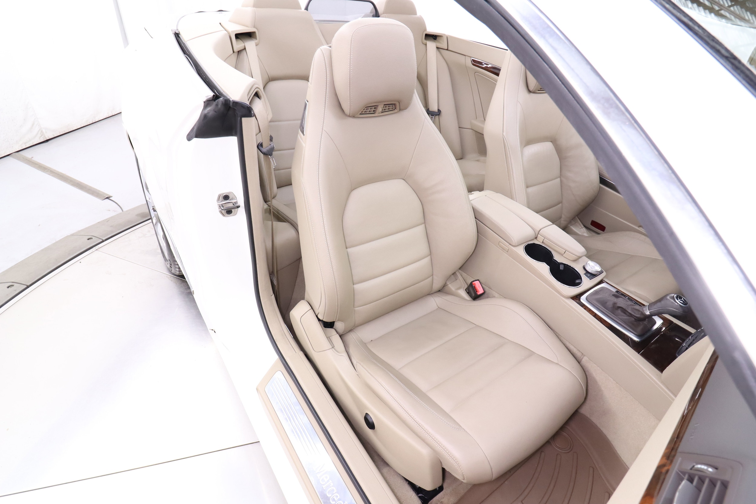 2012 Mercedes-Benz E350 30