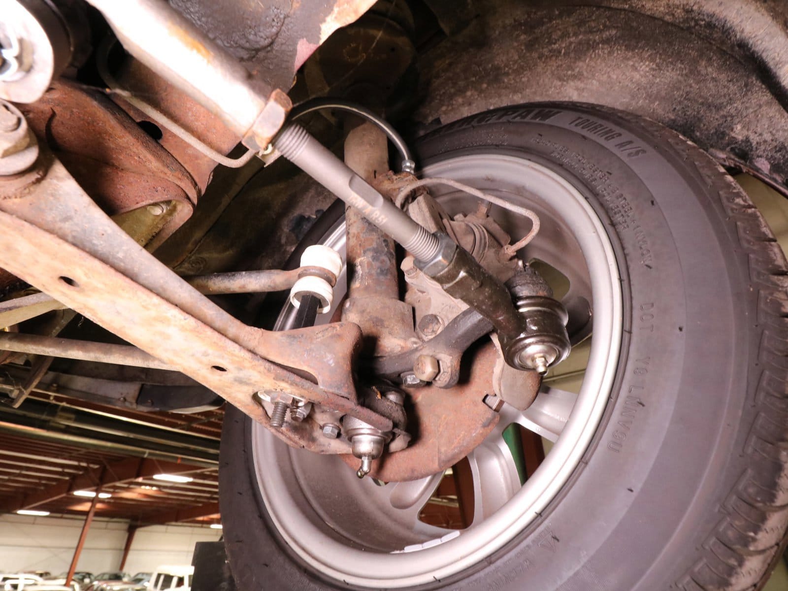 1977 Datsun 710 41