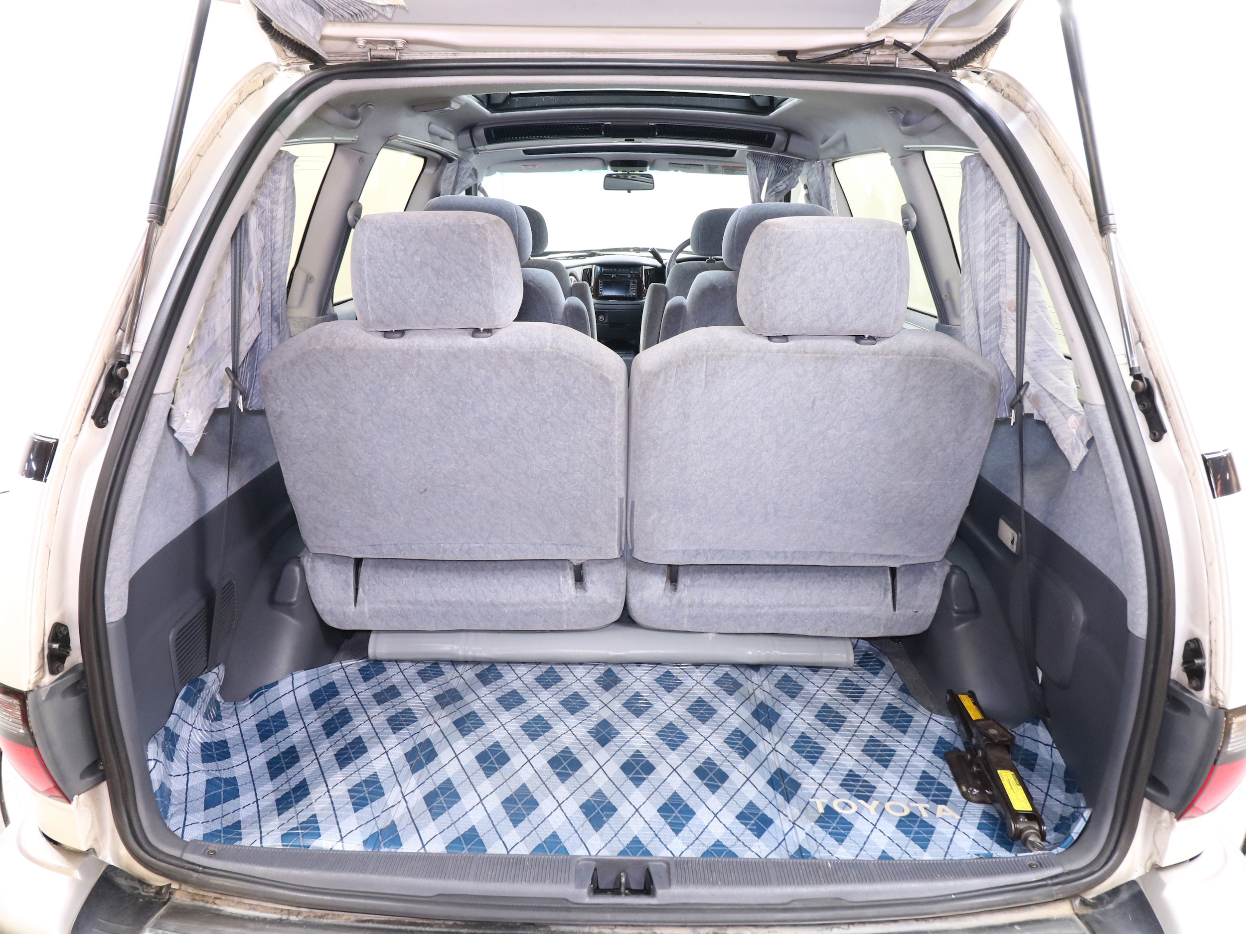 1998 Toyota Estima G 27