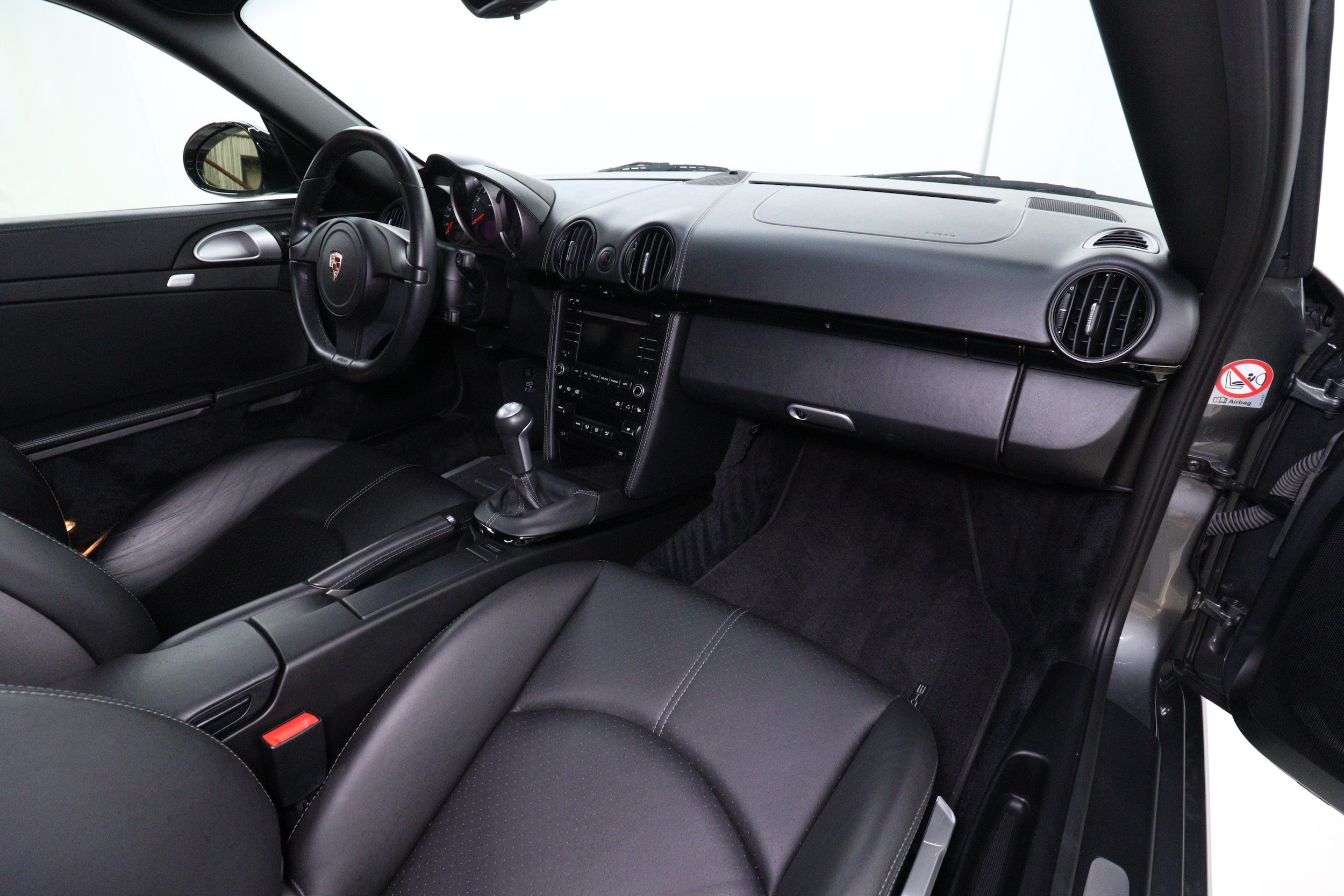 2011 Porsche Cayman 16