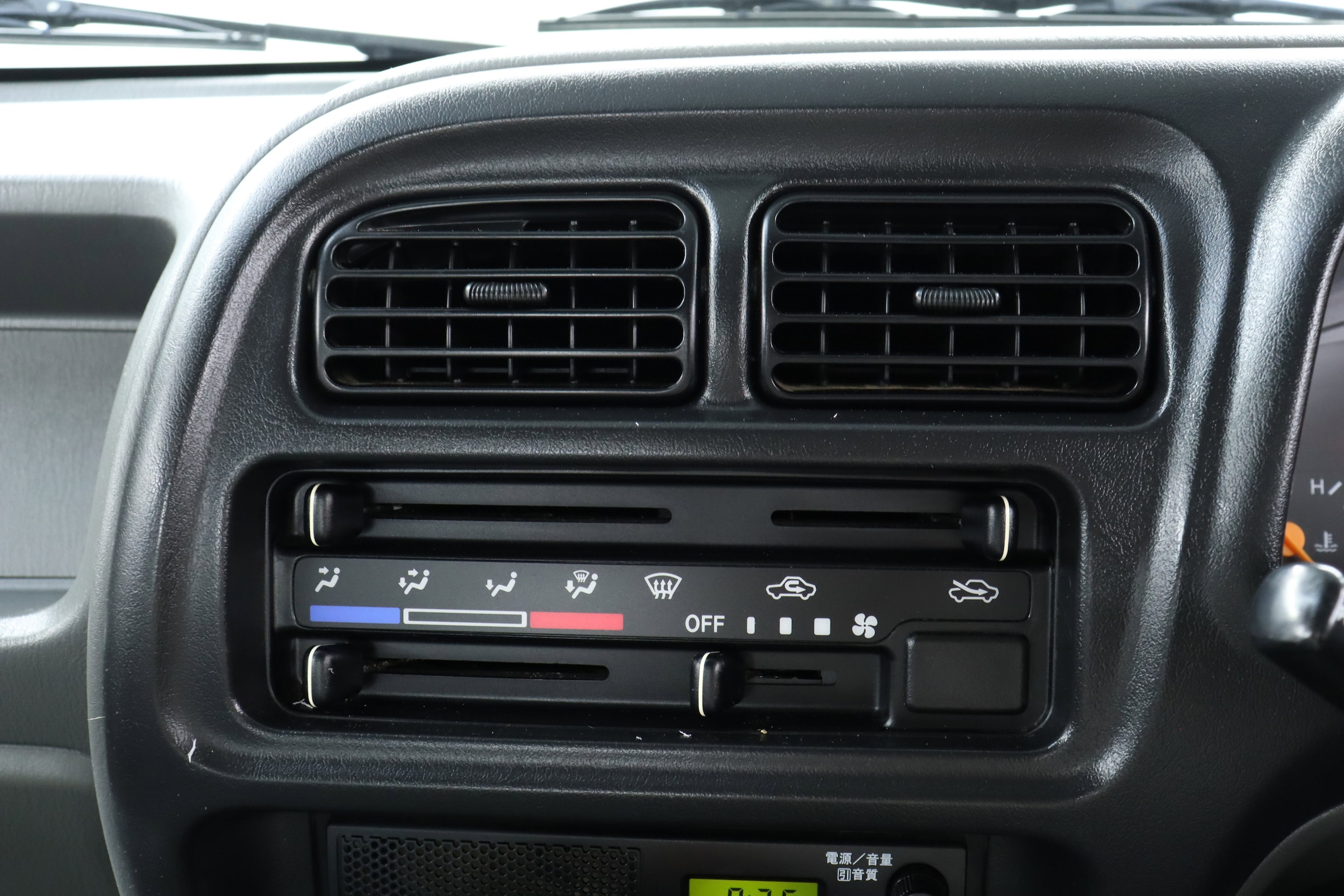 2000 Suzuki Carry 11