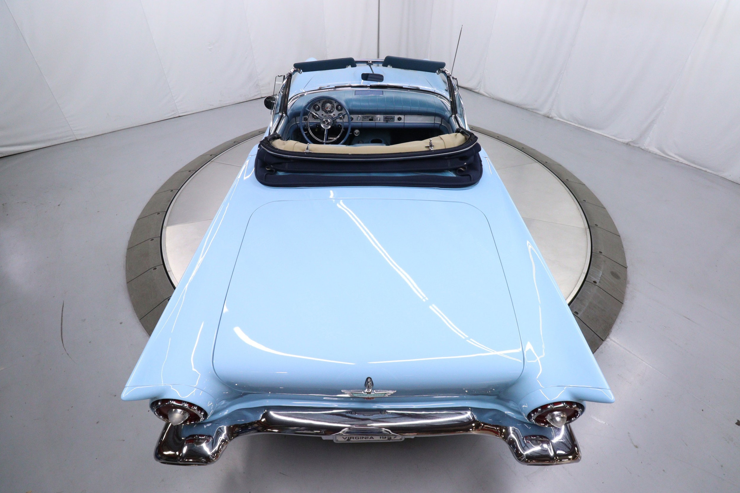 1957 Ford Thunderbird 52