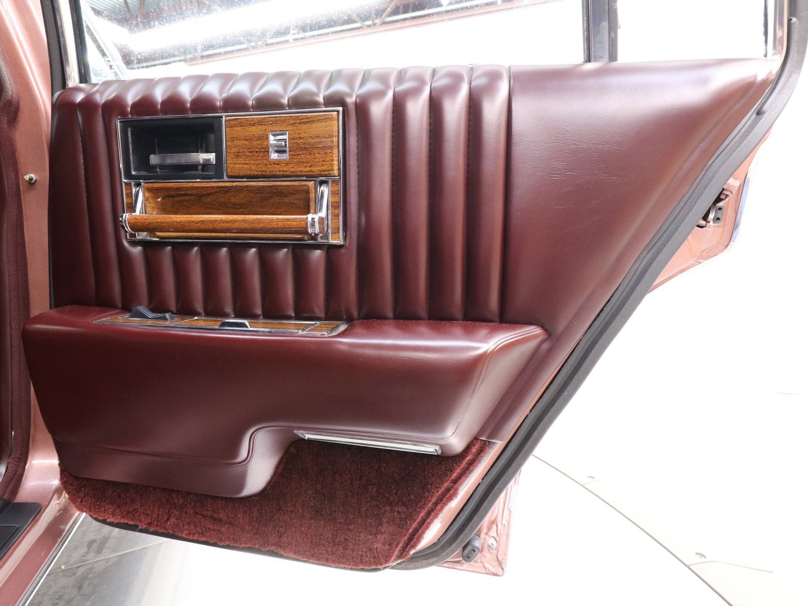 1977 Cadillac Seville 22