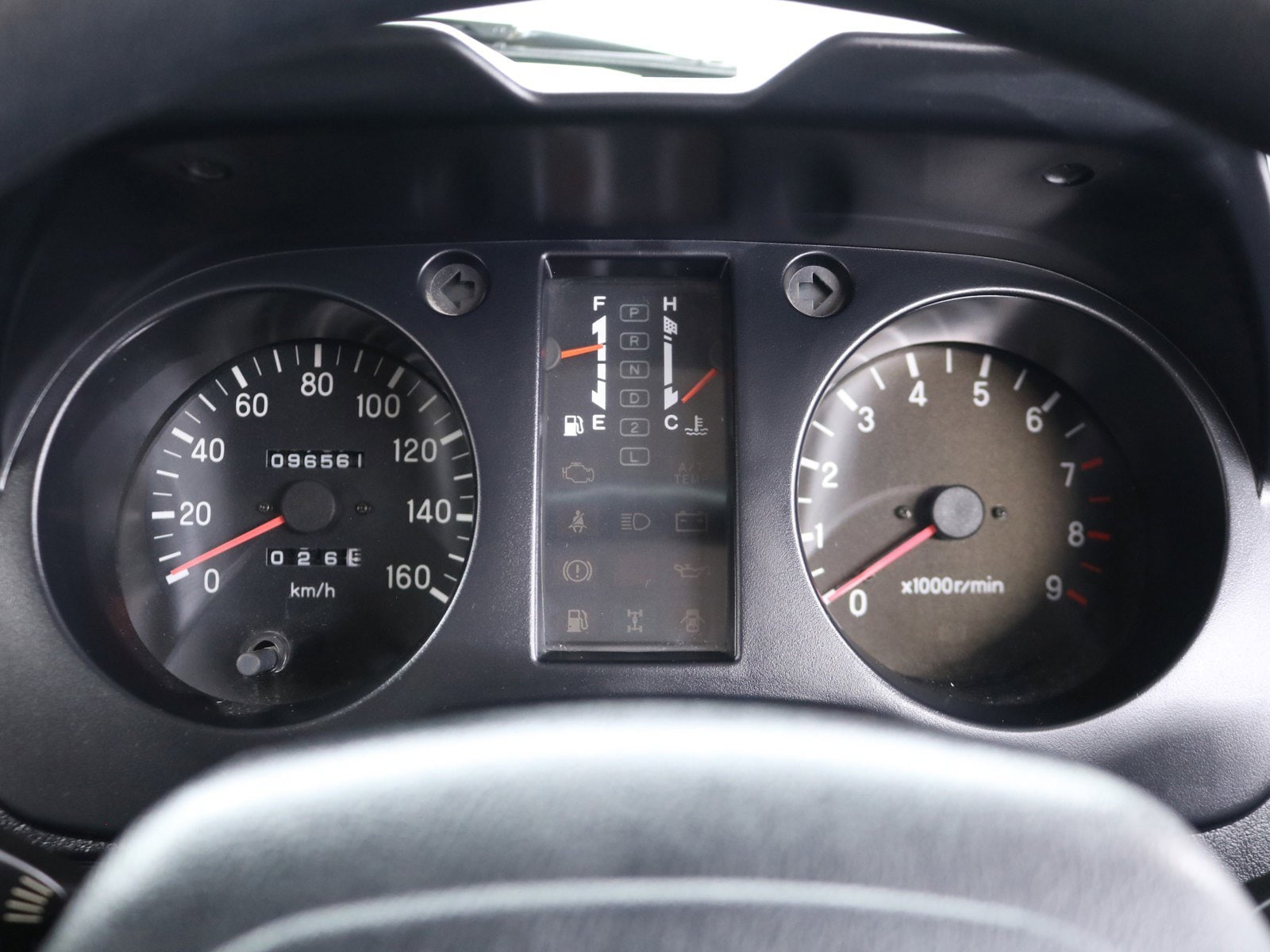 1998 Mitsubishi Pajero 11
