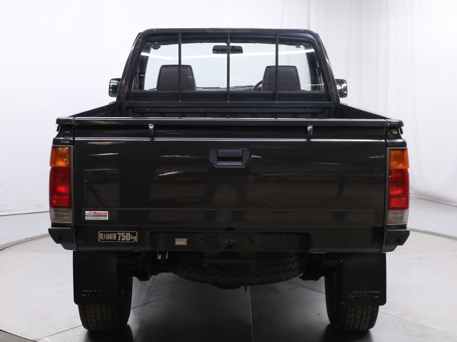 1995 Nissan Datsun 5