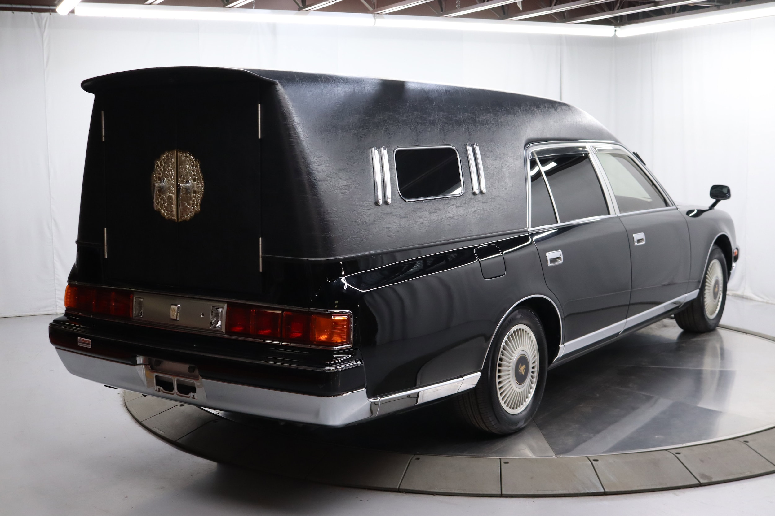 1997 Toyota Century 9
