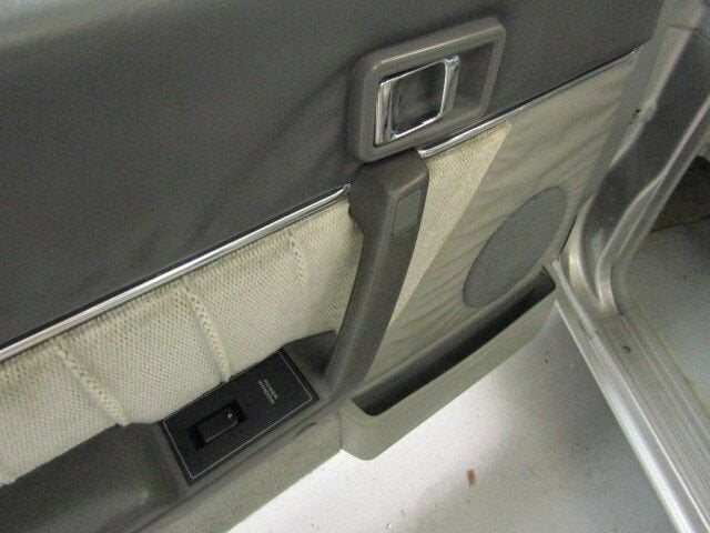 1983 Datsun Maxima 29
