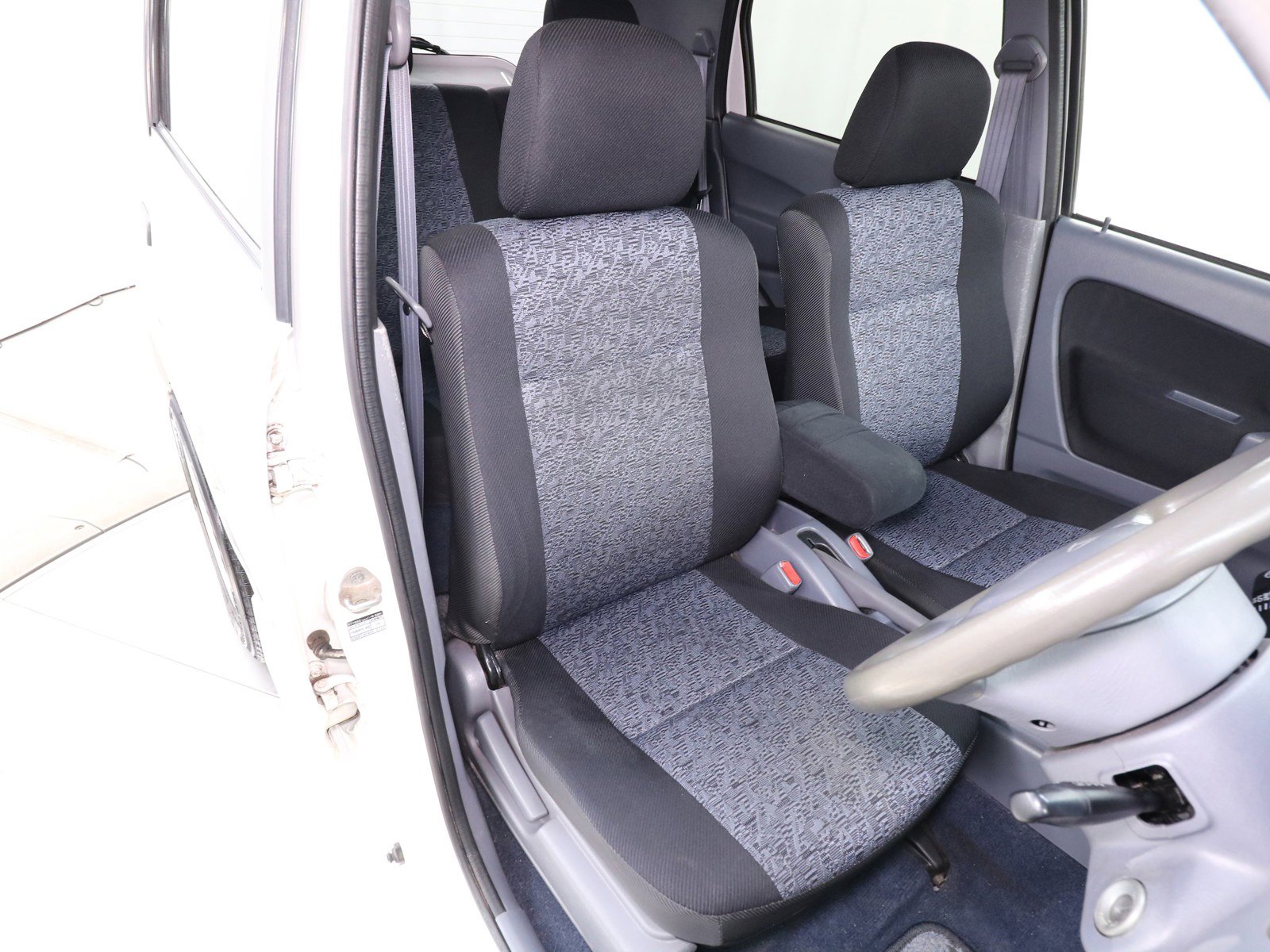 1999 Daihatsu Terios 18