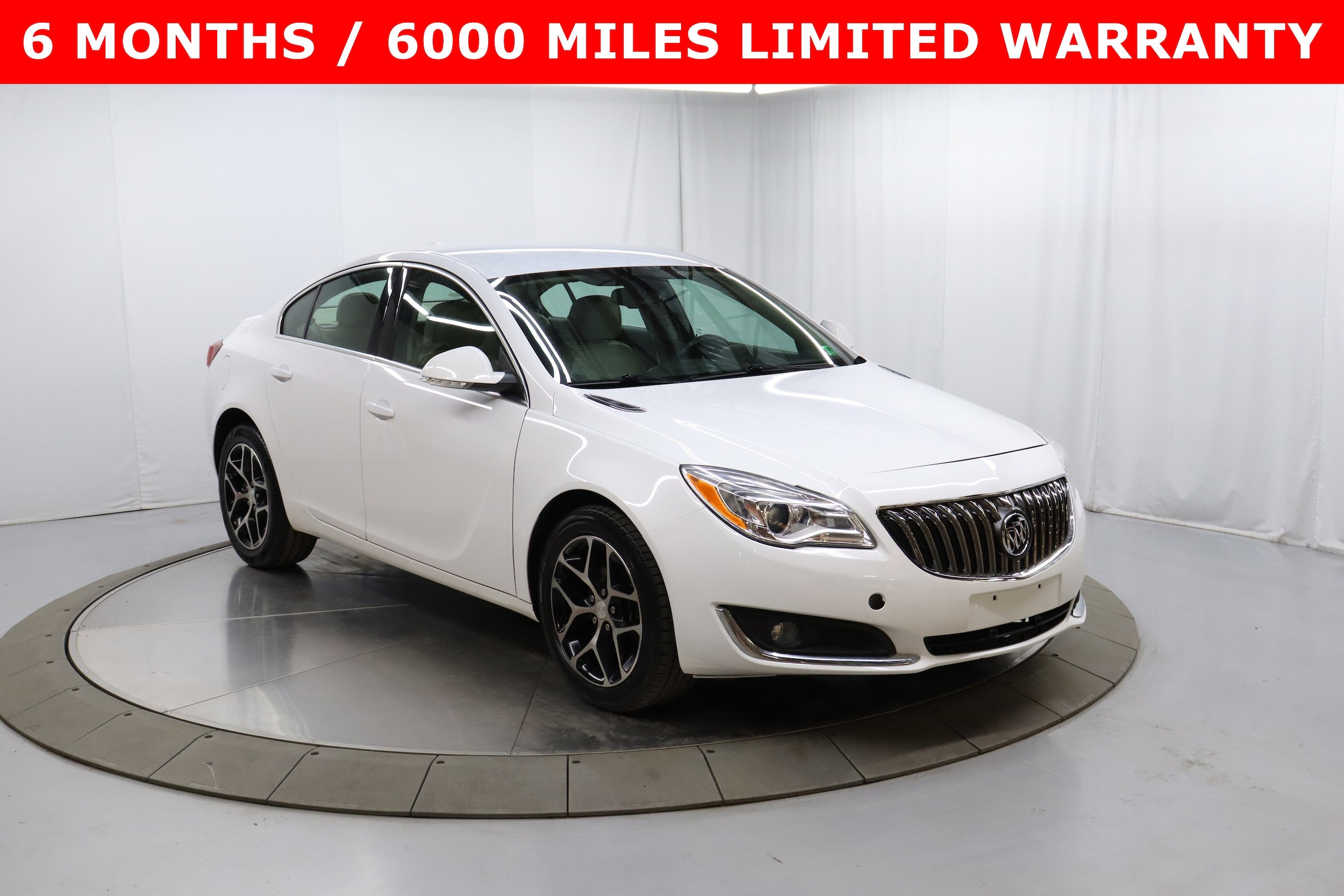 2017 Buick Regal 1