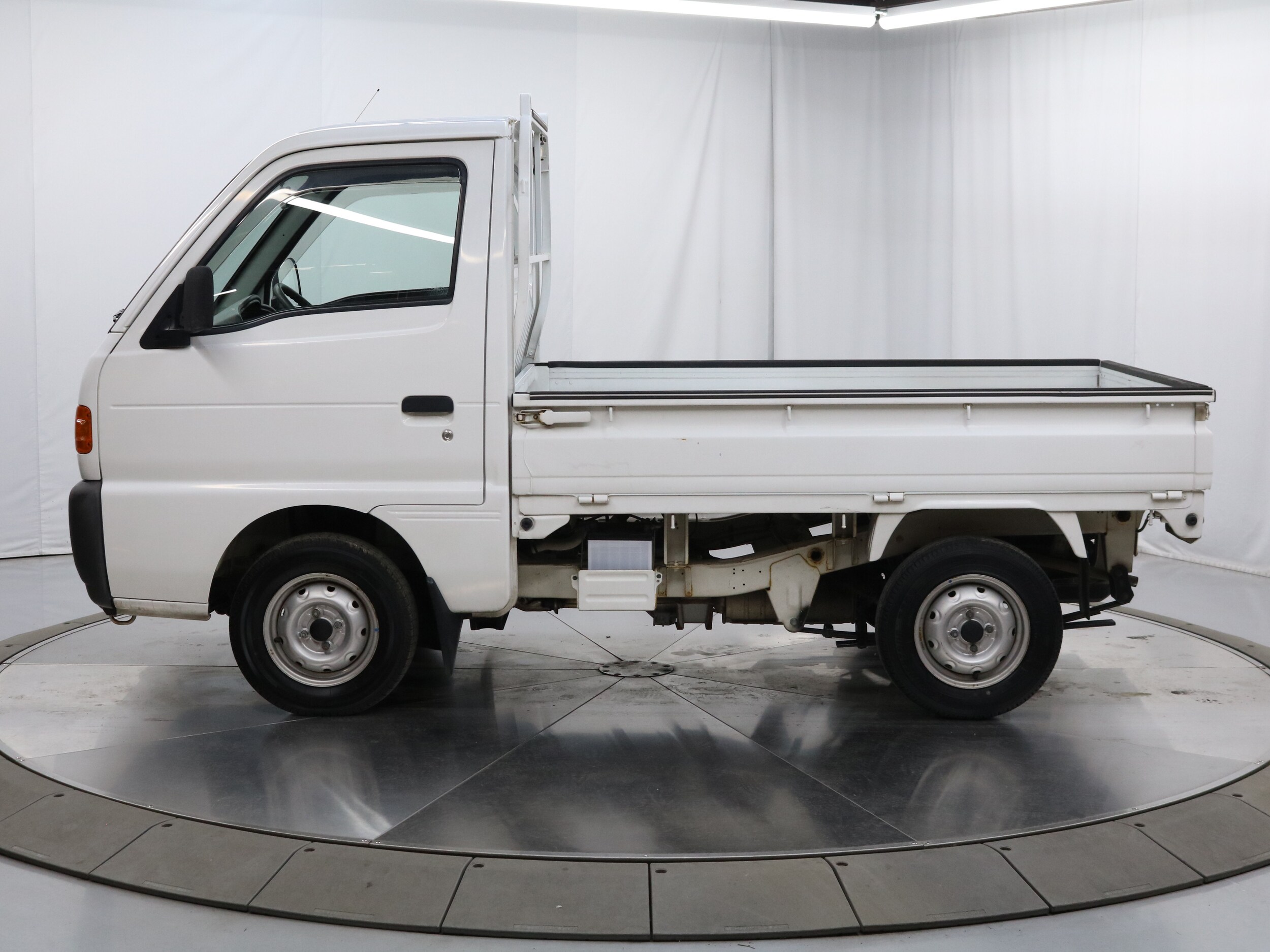 1997 Suzuki Carry 4