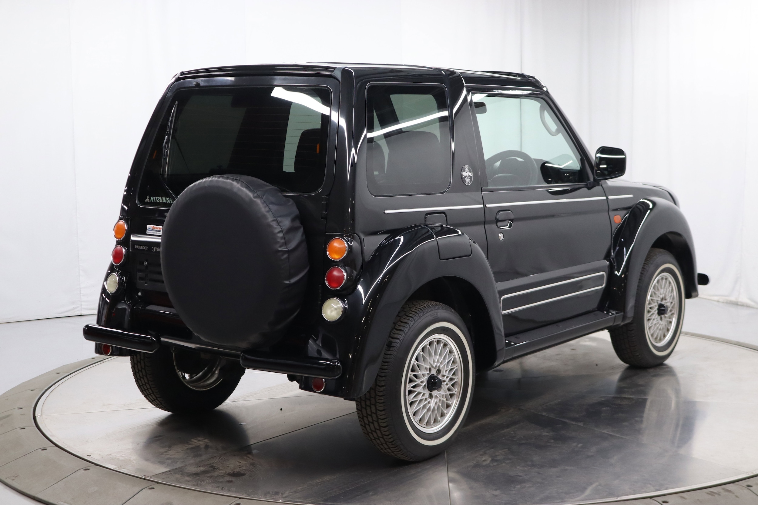 1998 Mitsubishi Pajero Jr 10