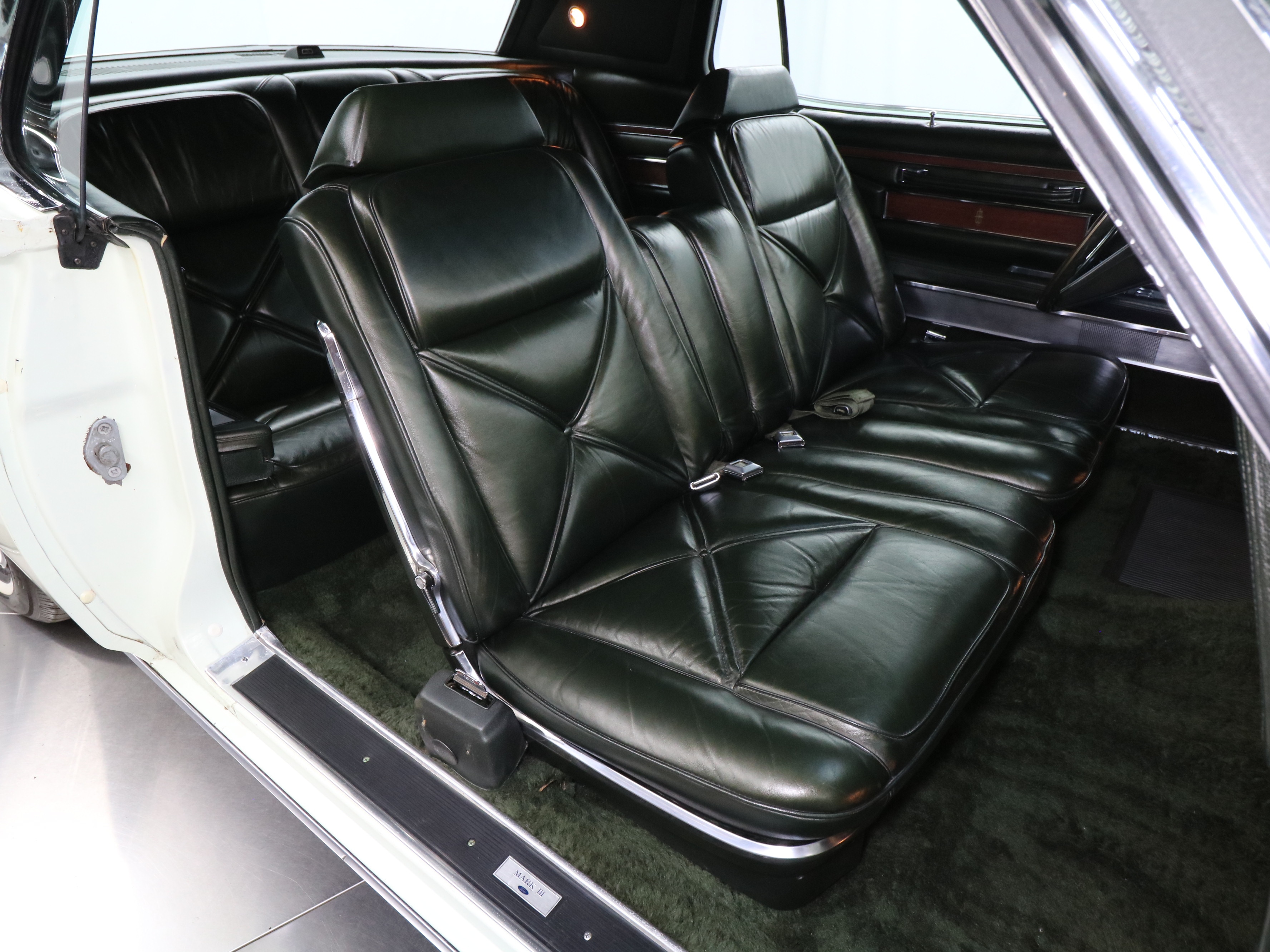 1970 Lincoln Mark III 17