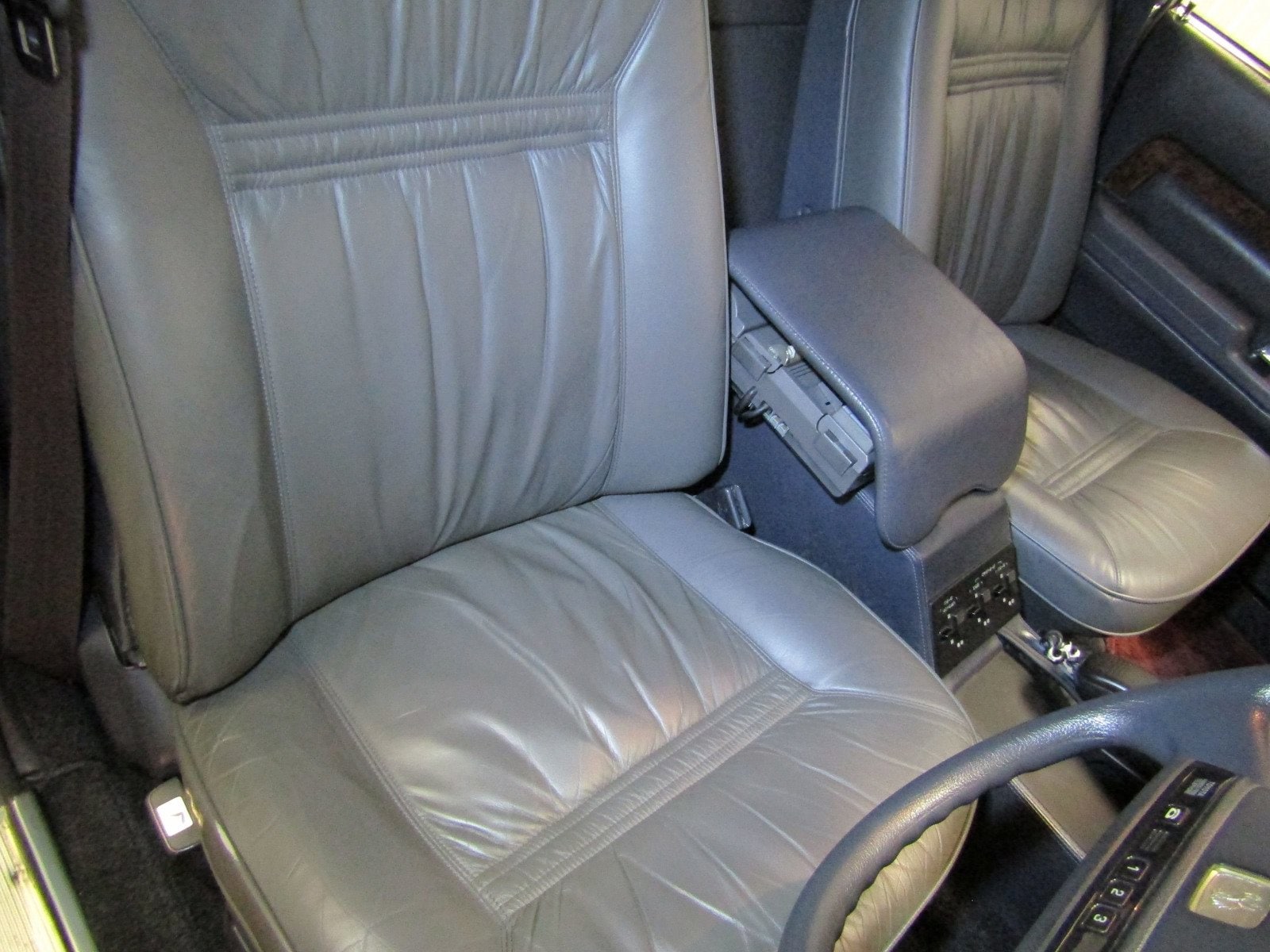 1991 Toyota Century 10