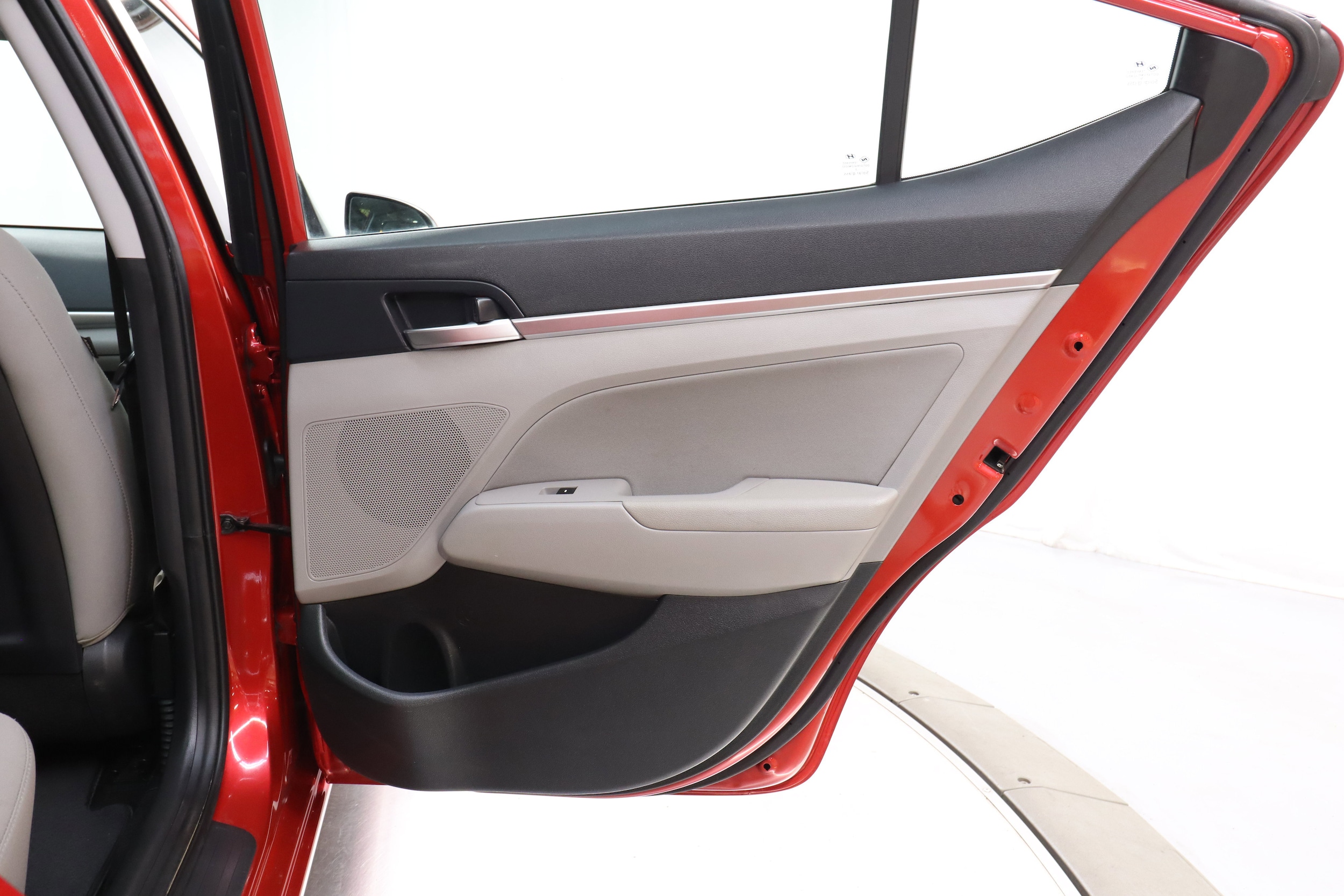 2020 Hyundai Elantra 23