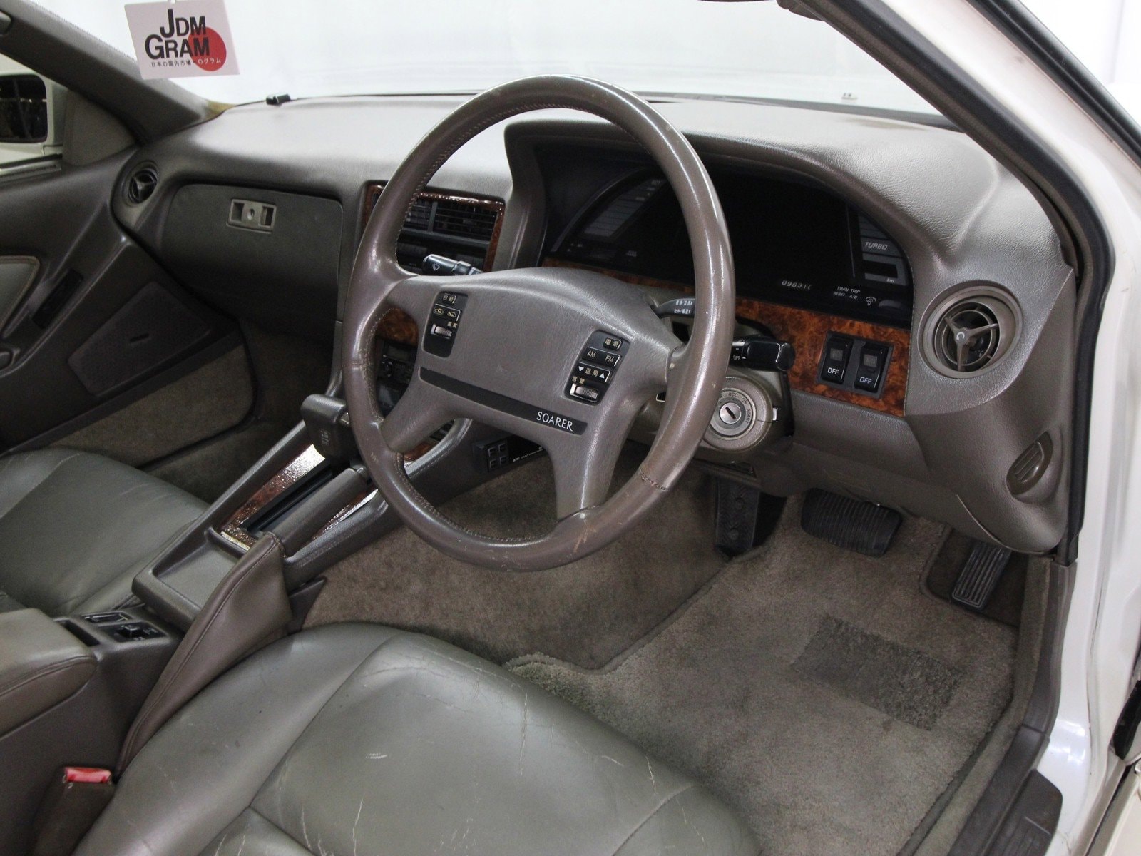 1989 Toyota Soarer 9