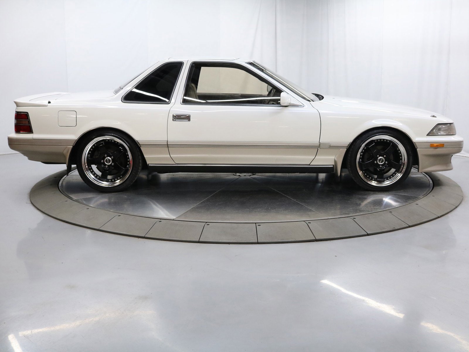 1989 Toyota Soarer 8