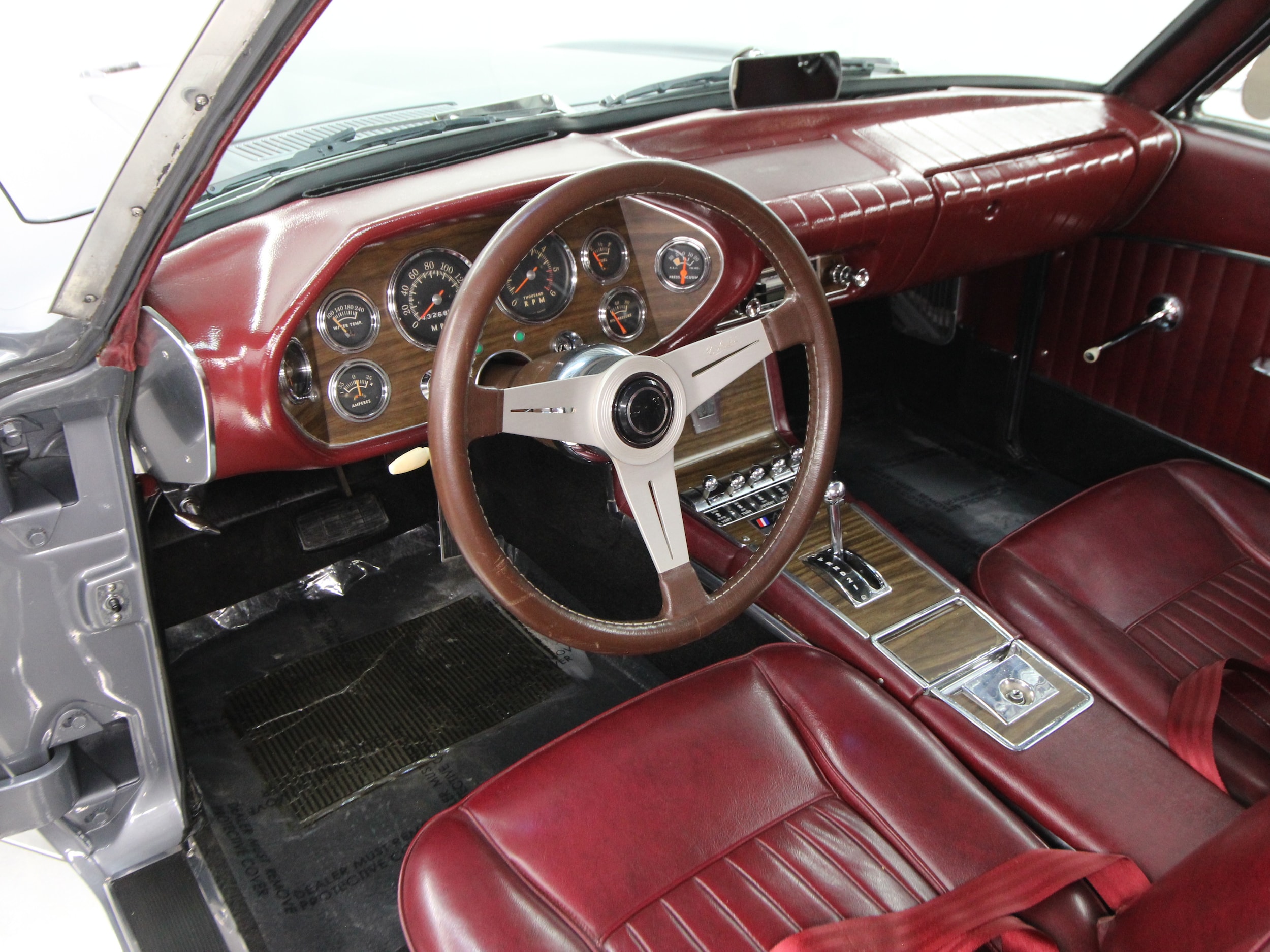 1964 Studebaker Avanti 9