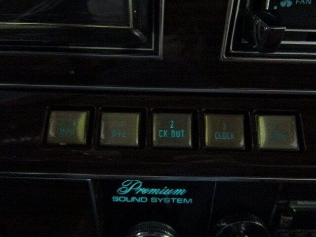 1982 Lincoln Continental 19