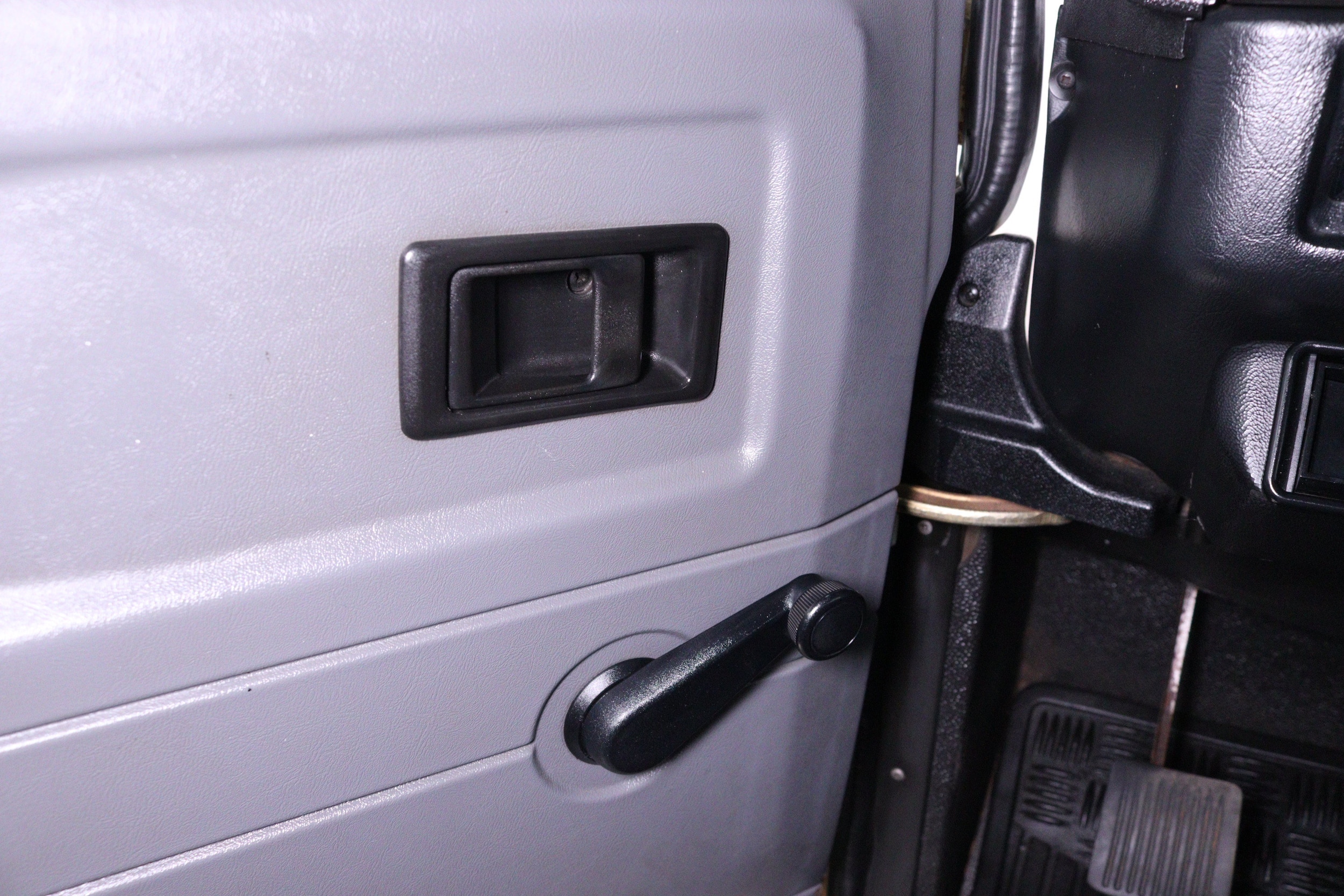 2001 Land Rover Defender 59