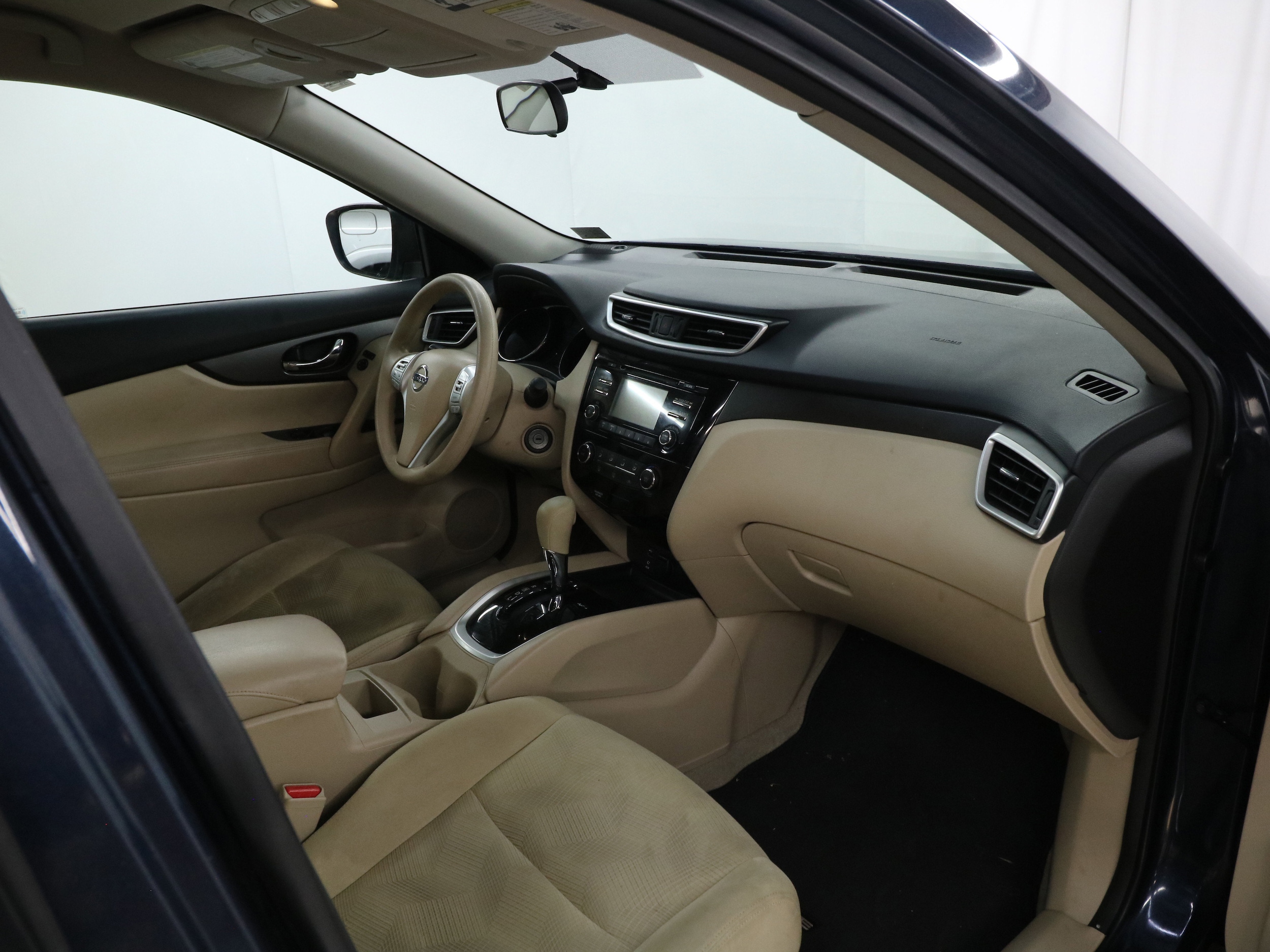 2015 Nissan Rogue 15