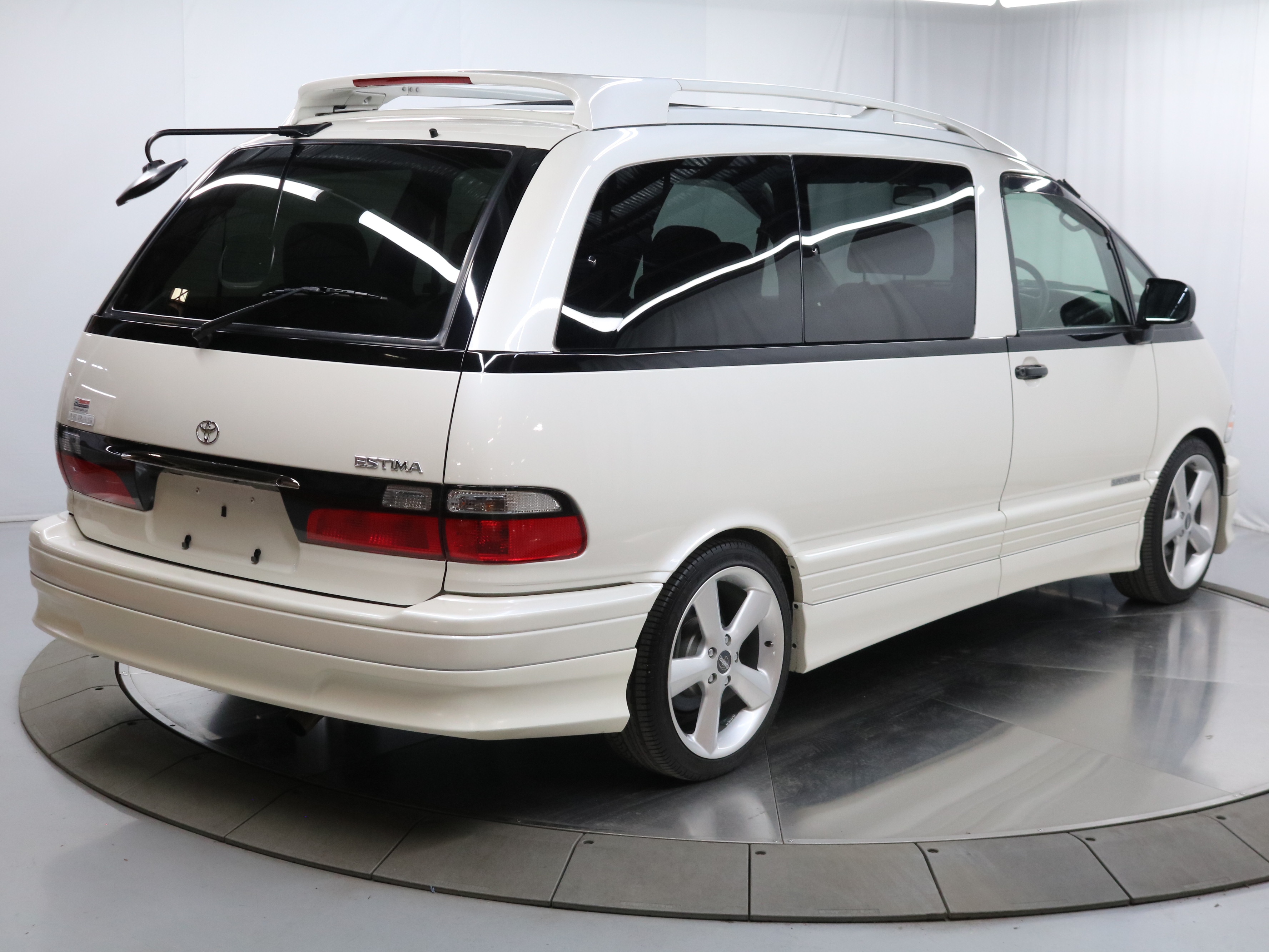 1998 Toyota Estima 7