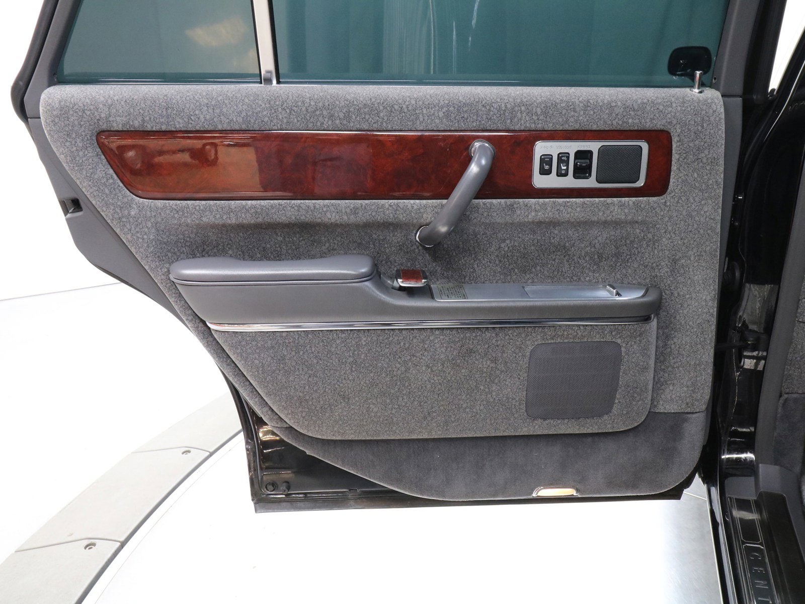 1997 Toyota Century 23