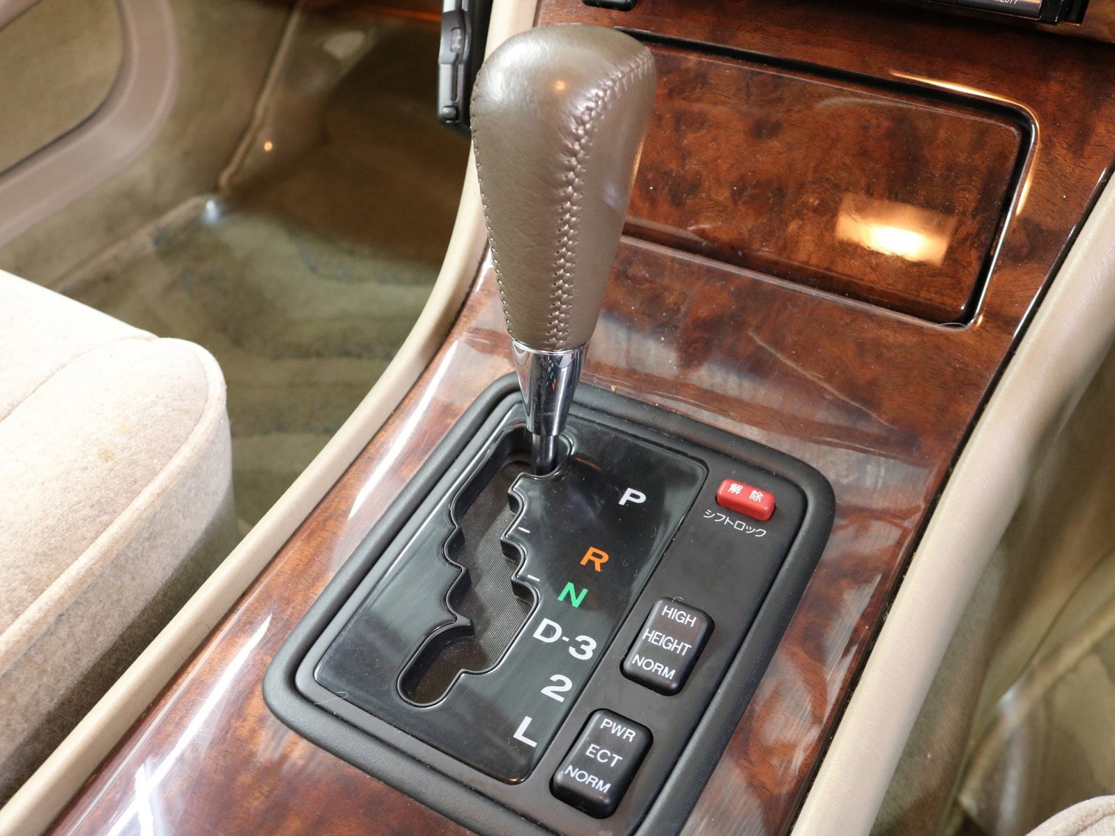 1997 Toyota Celsior 16