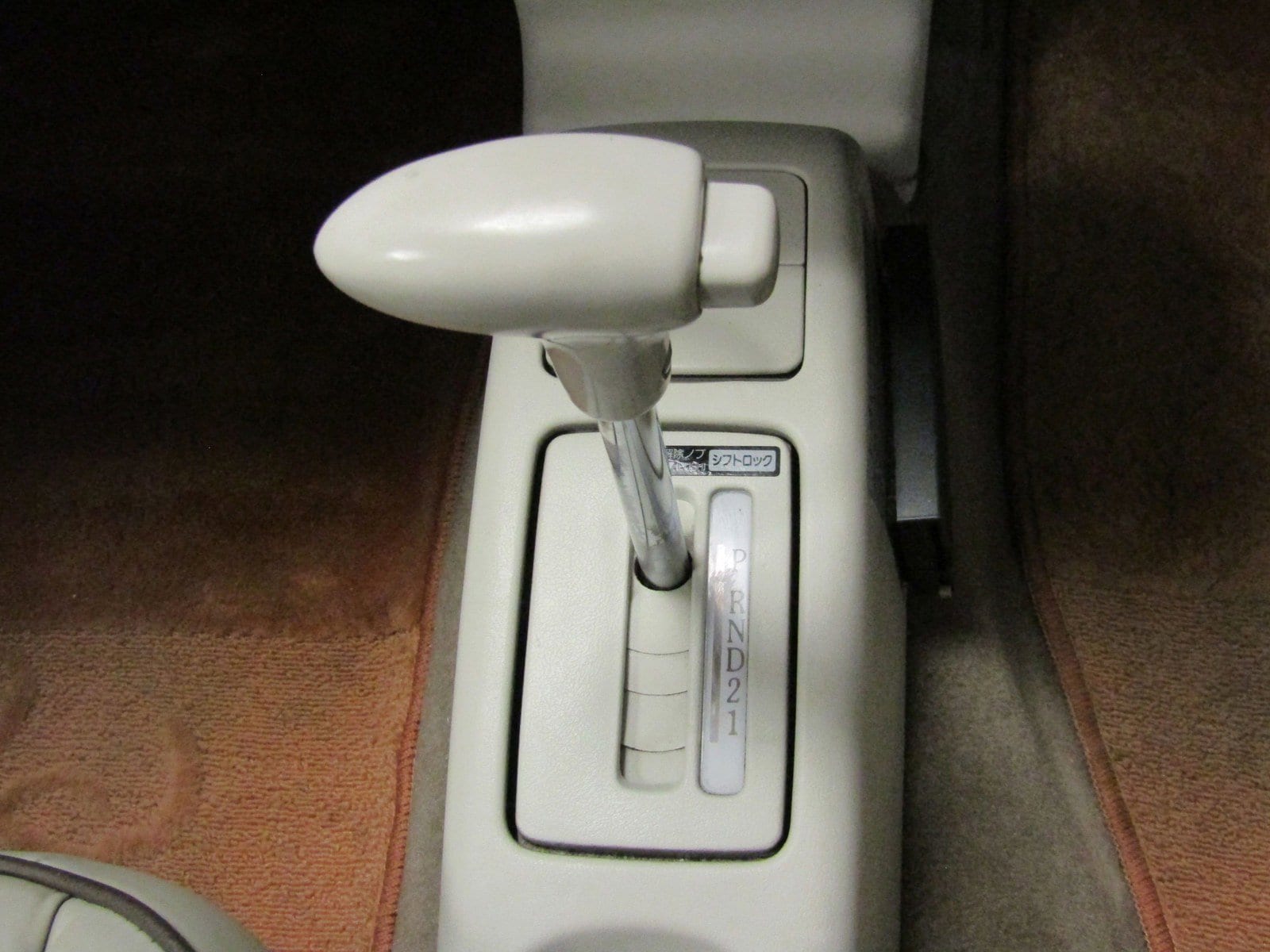 1991 Nissan Figaro 22
