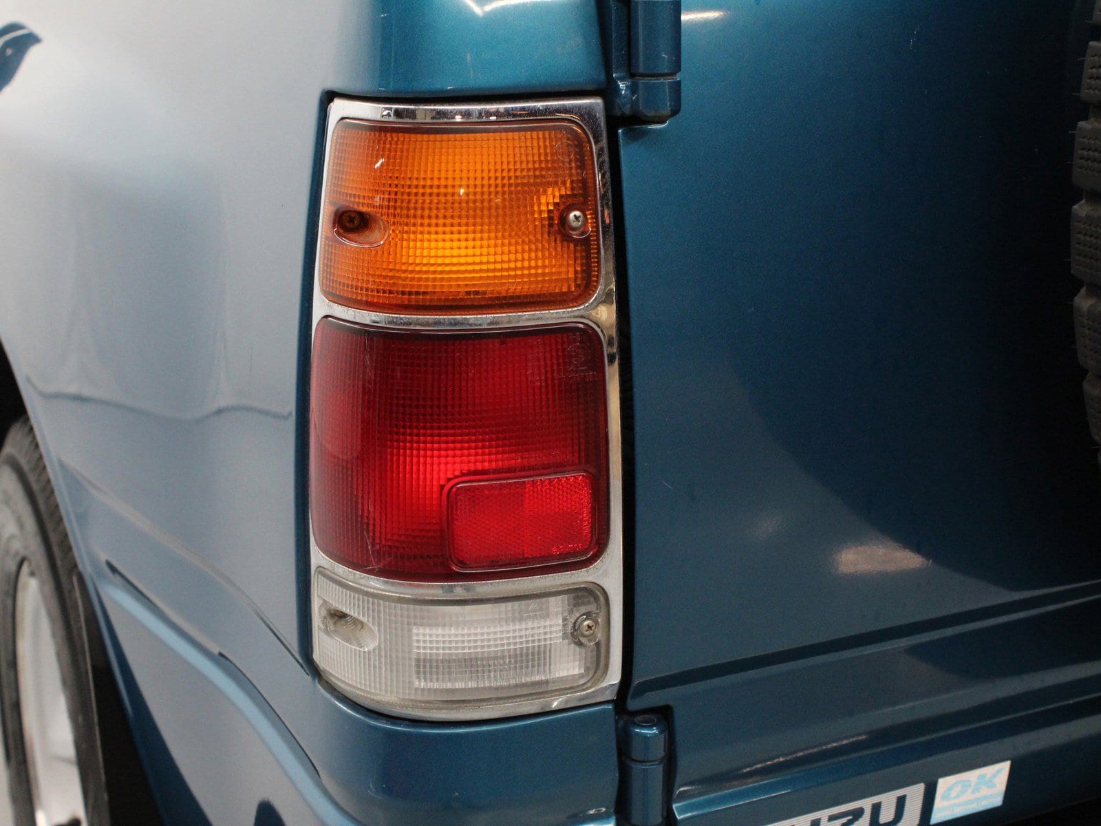 1995 Isuzu Mu 17