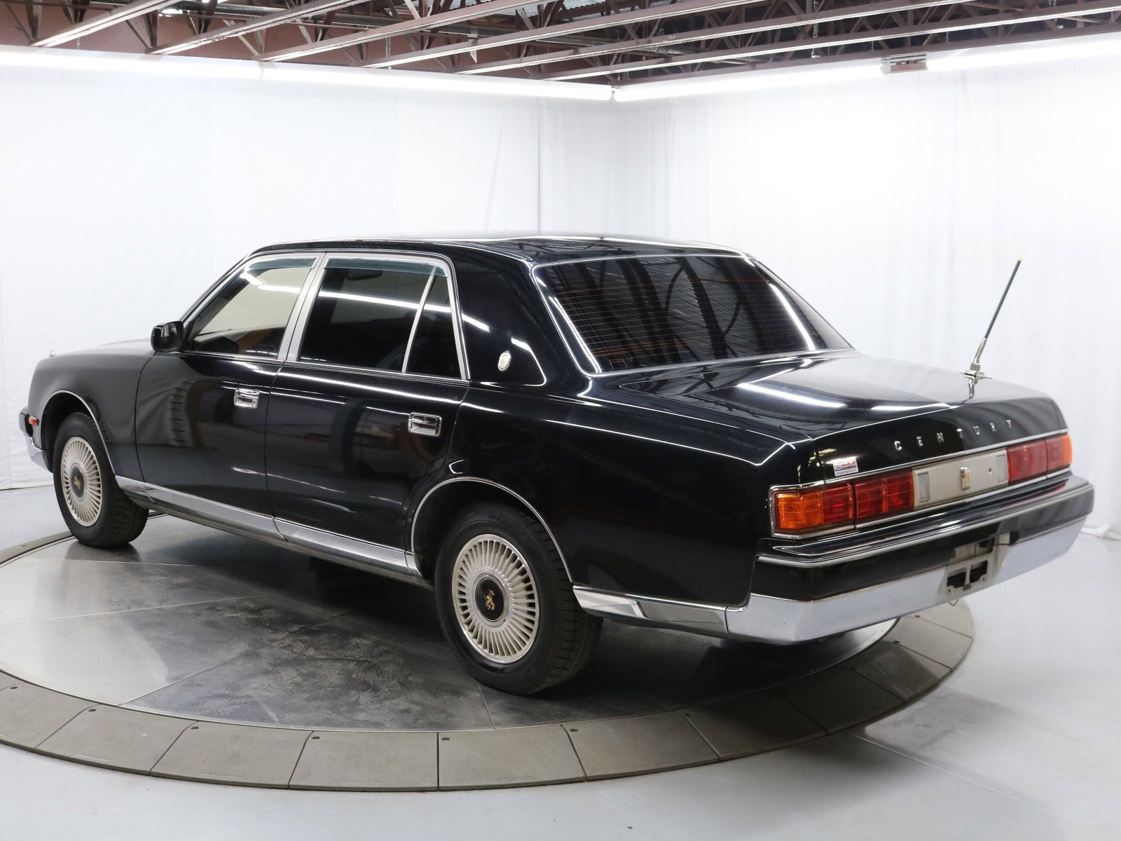 1997 Toyota Century 8