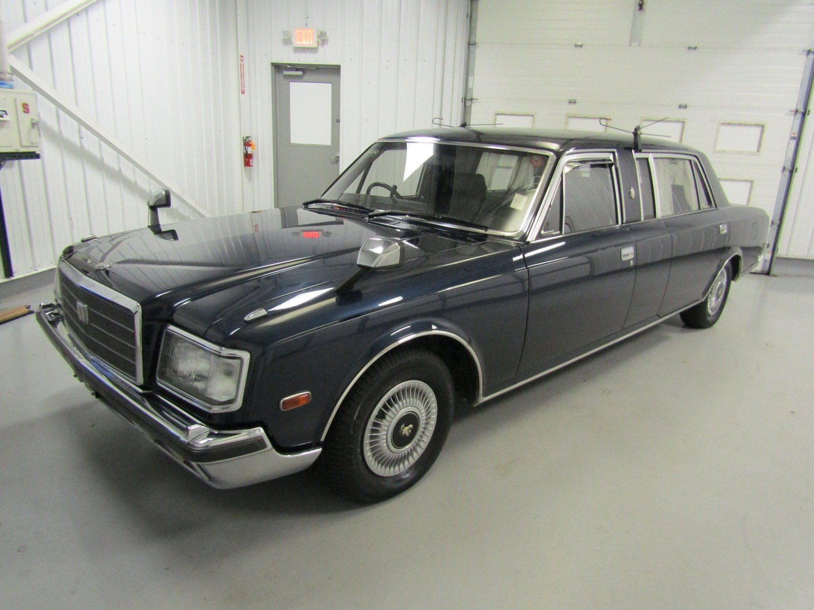 1991 Toyota Century 3
