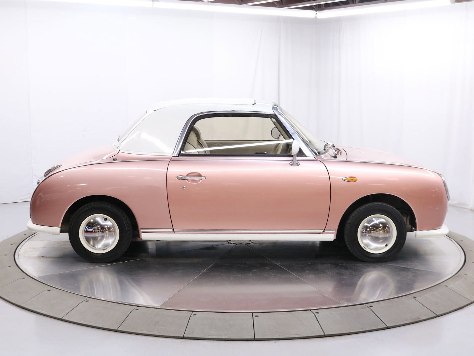 1991 Nissan Figaro 8