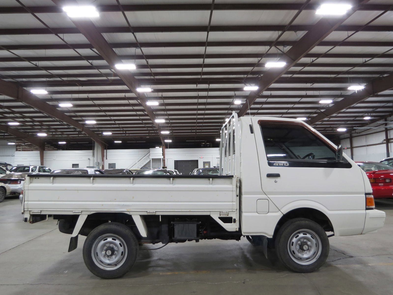 1990 Nissan Vanette 8