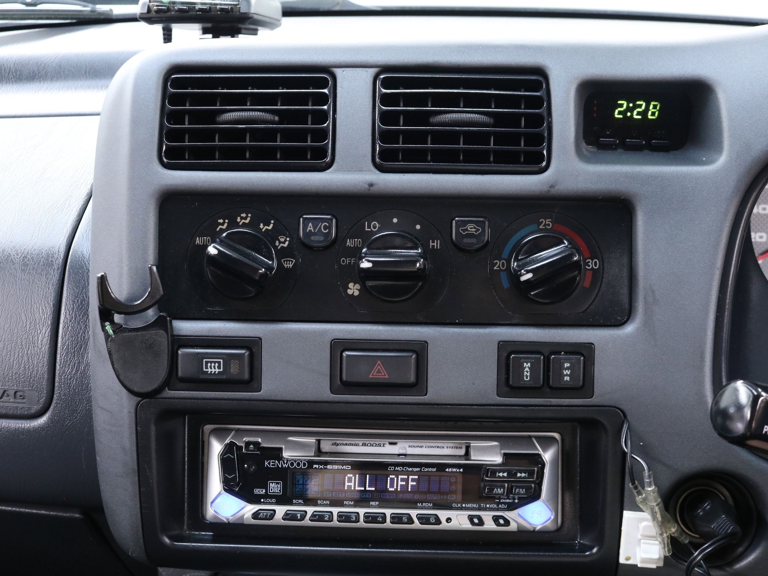 1998 Toyota RAV4 12