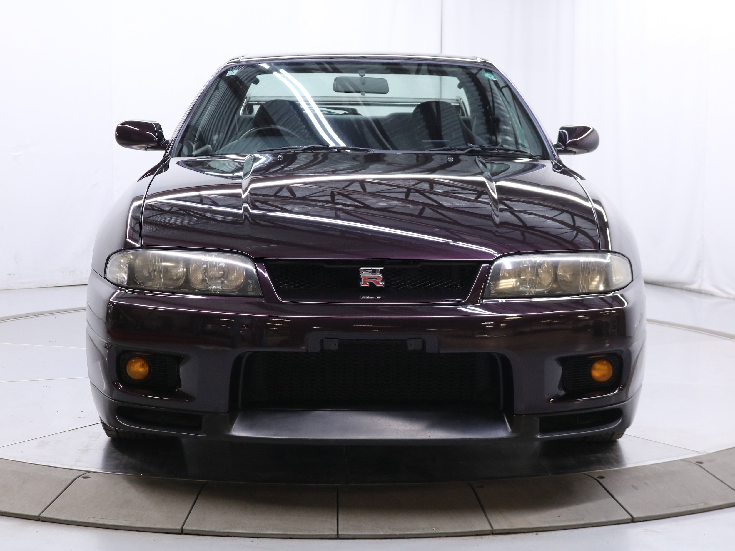 1995 Nissan Skyline 3
