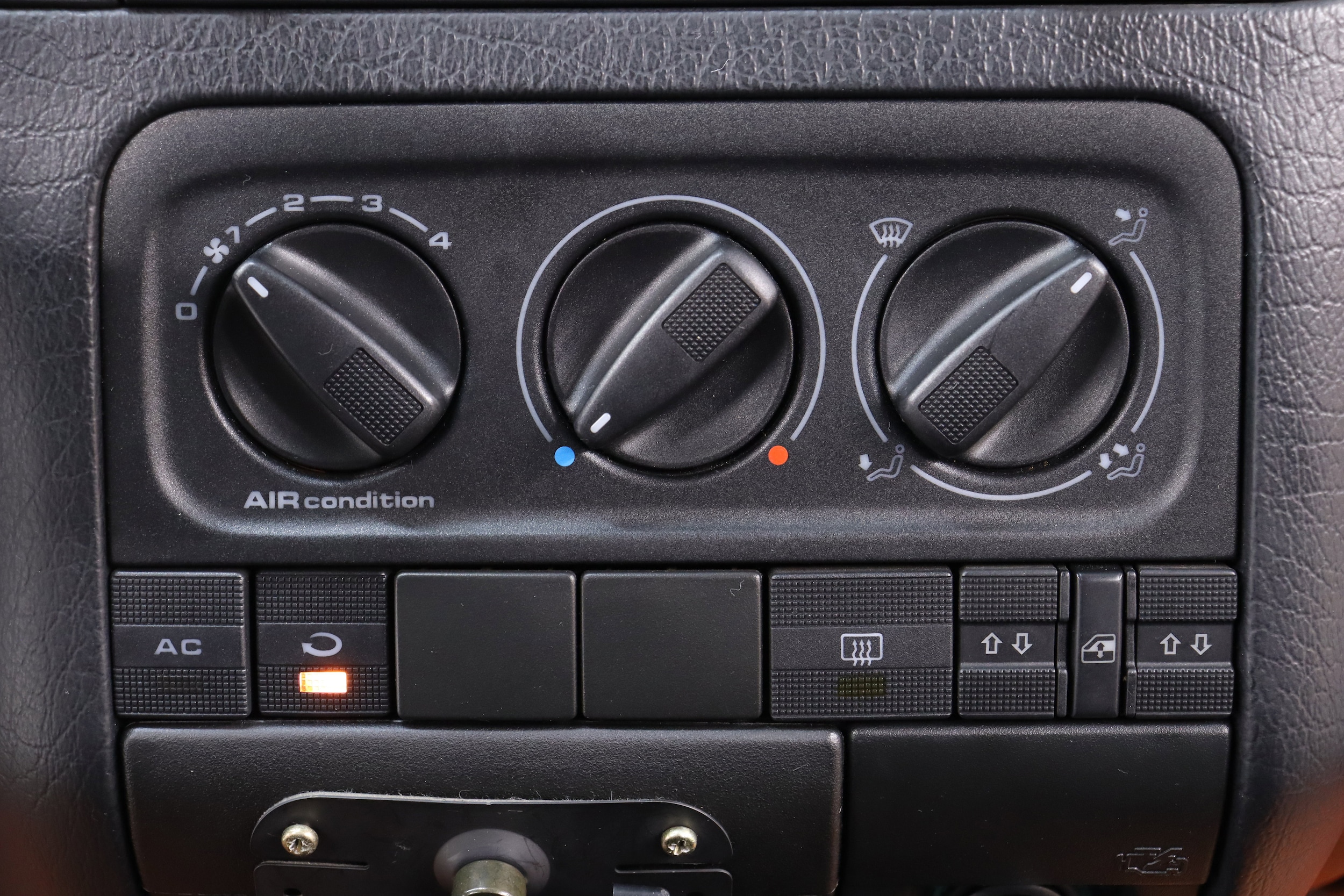 1998 Volkswagen Golf 15