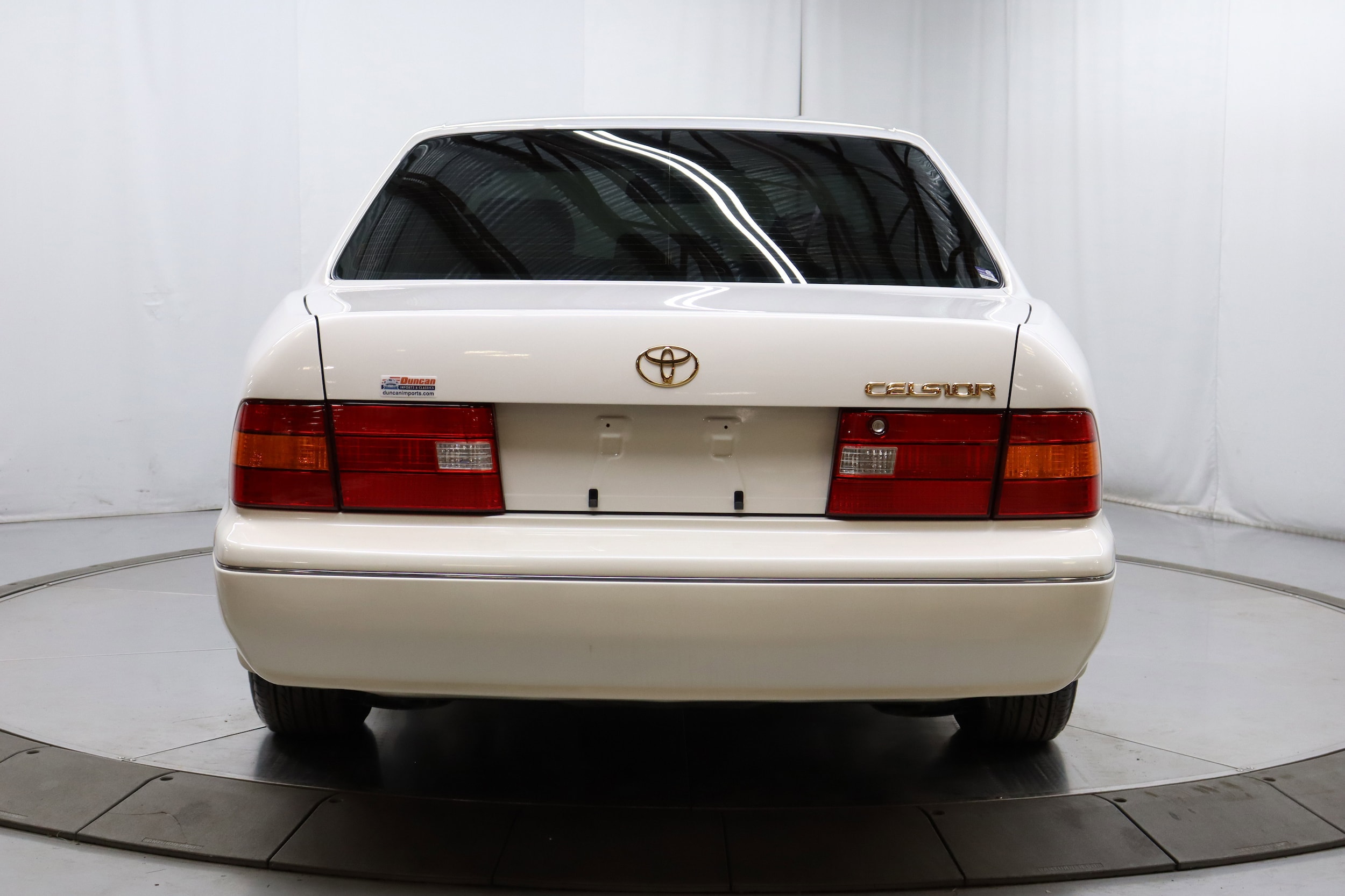 1999 Toyota Celsior 8