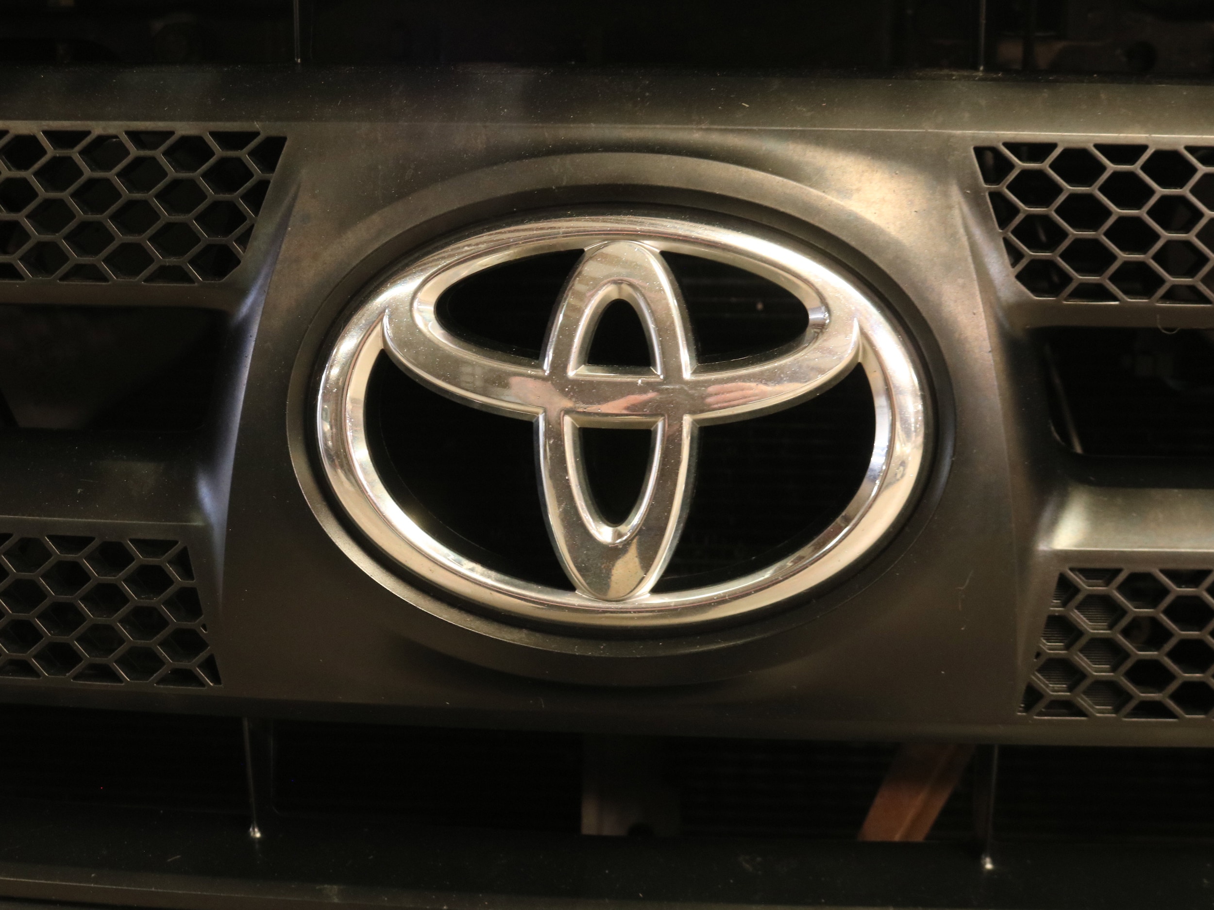 2012 Toyota Tundra 4WD Truck 47