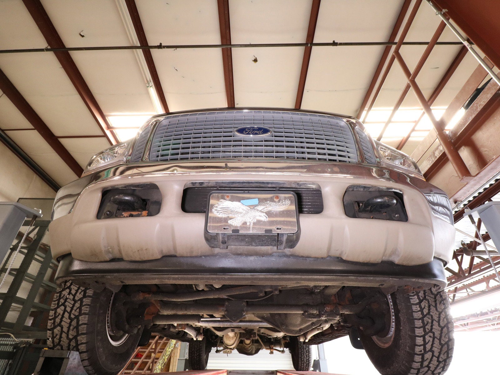 2000 Ford Excursion 35