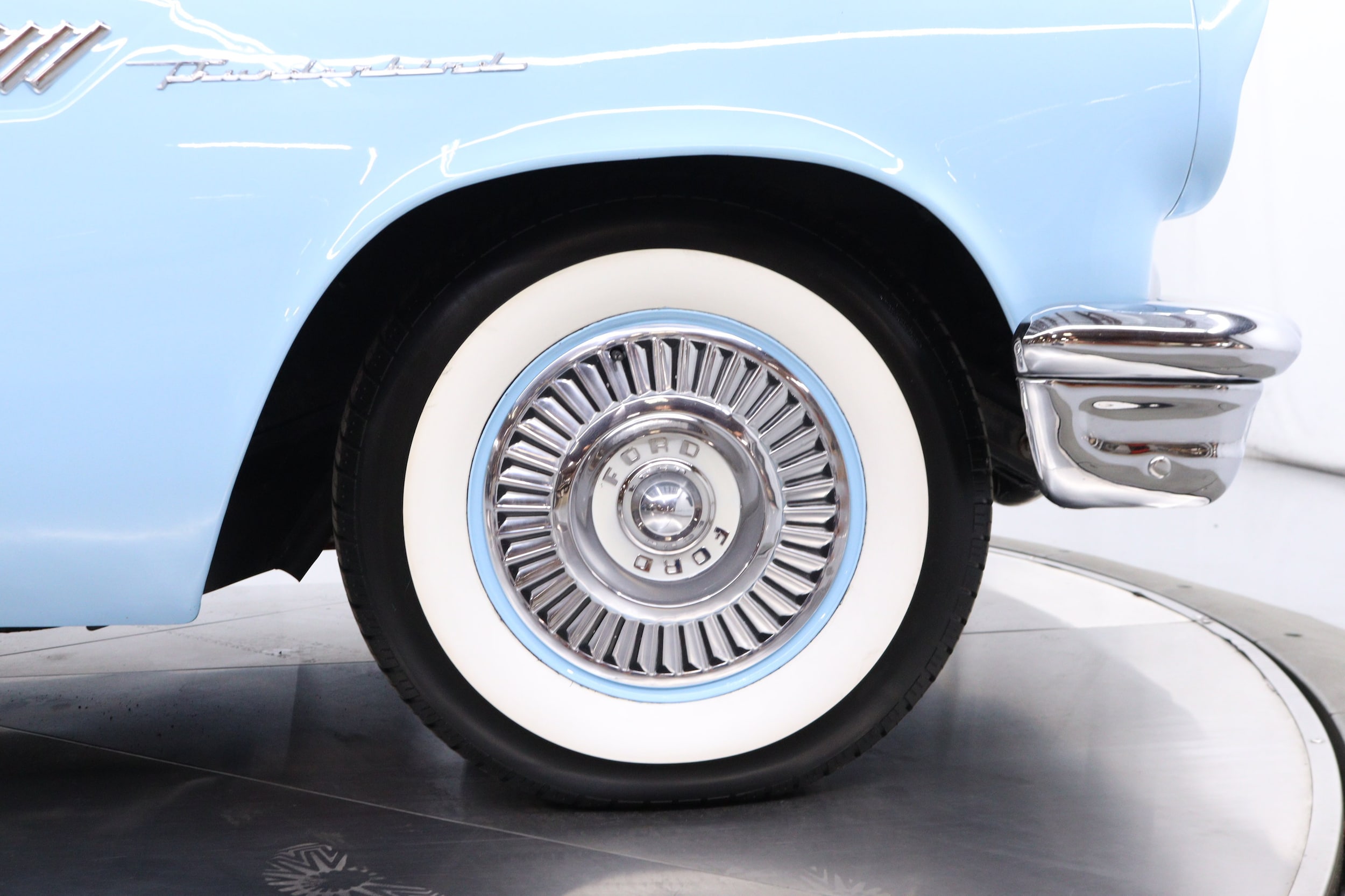 1957 Ford Thunderbird 59