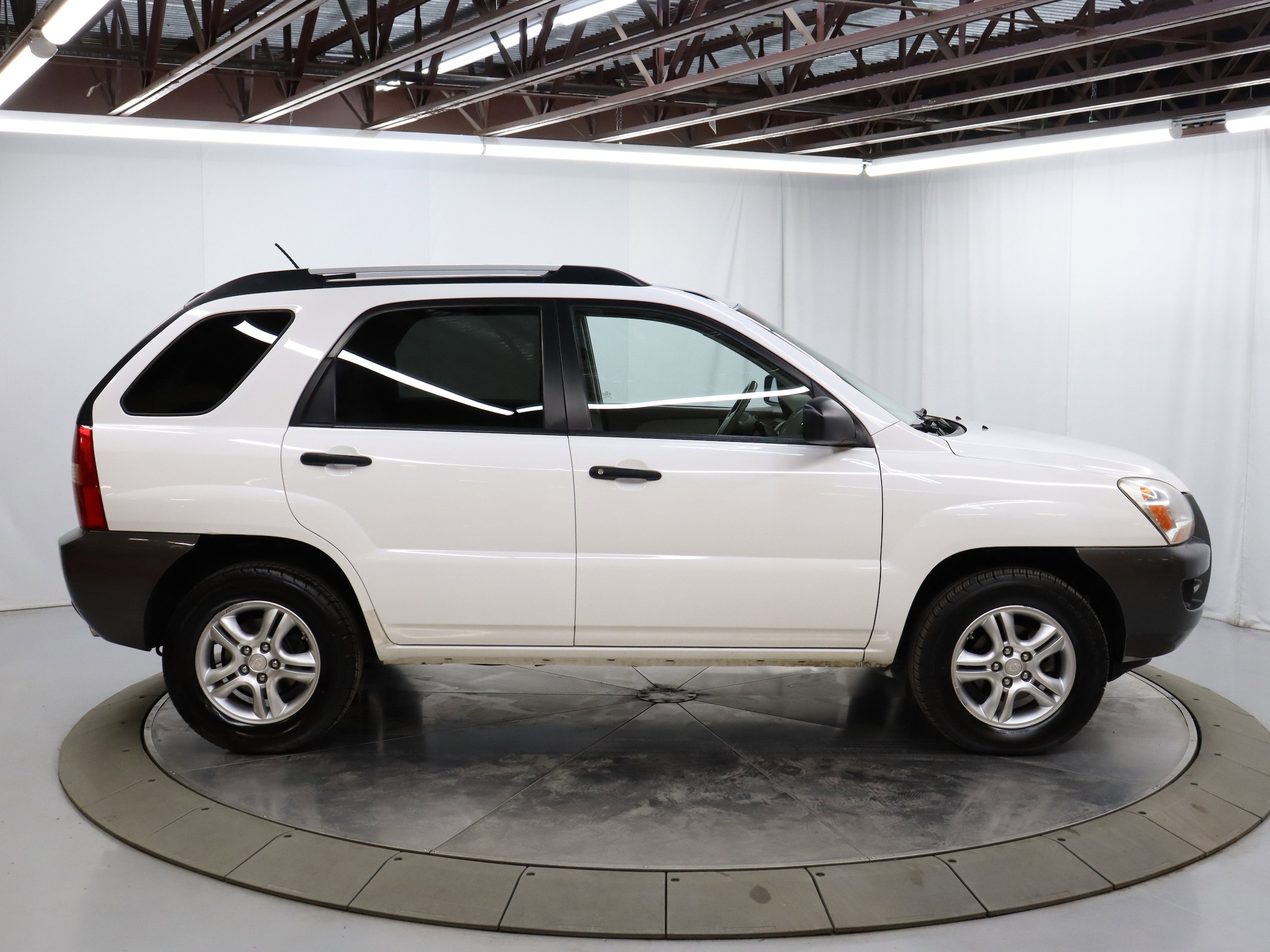 2008 Kia Sportage 8