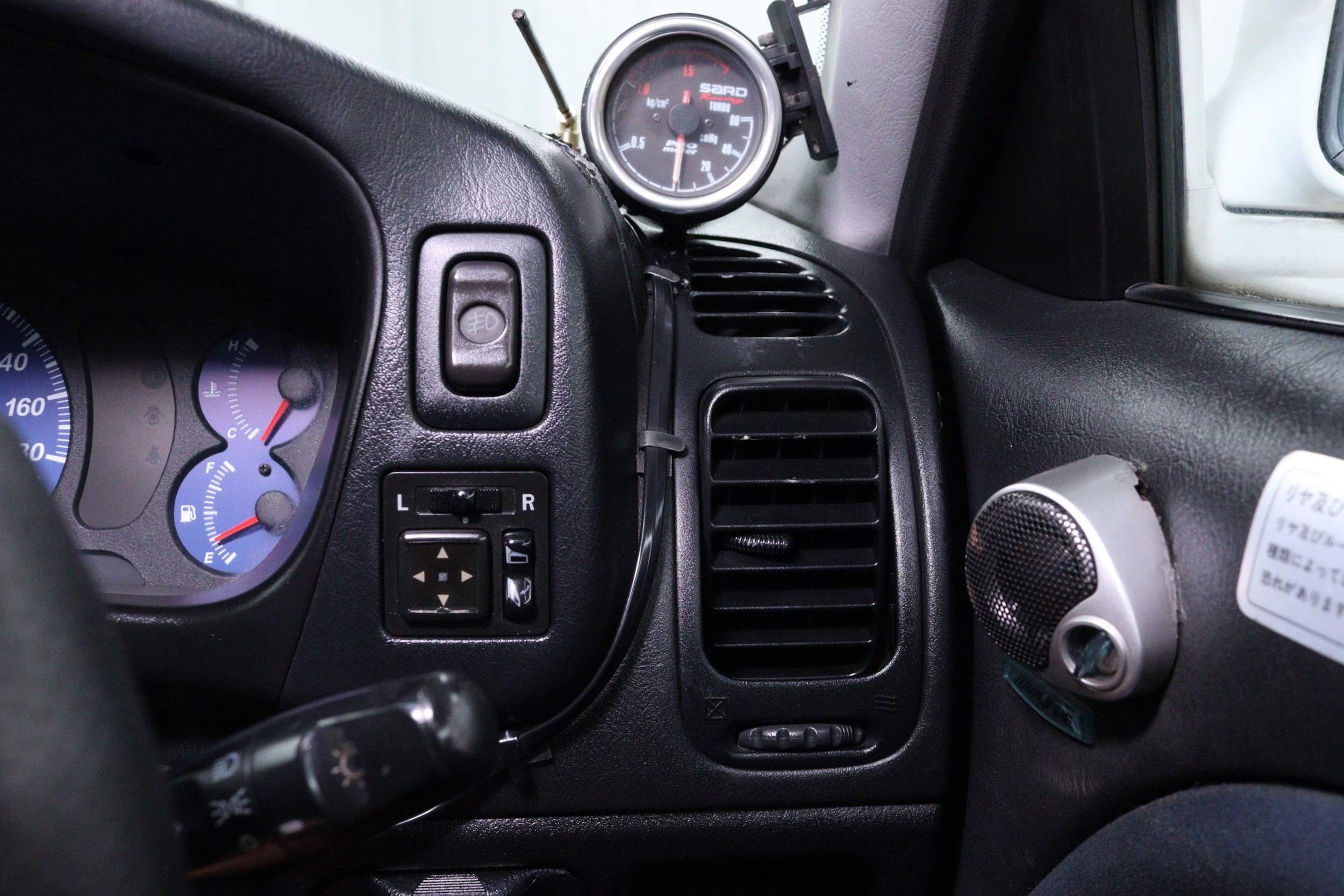 1999 Mitsubishi Lancer 57