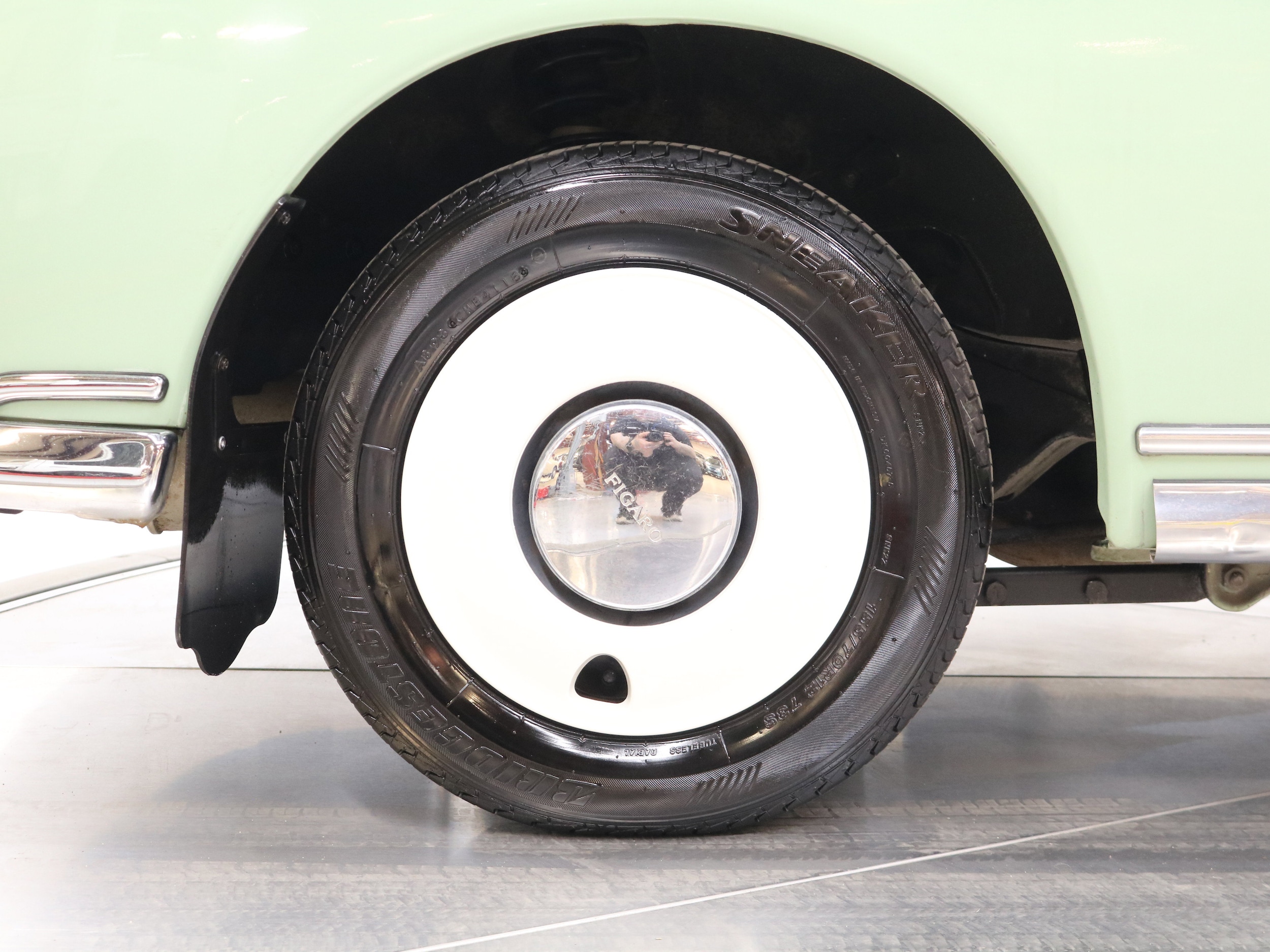 1991 Nissan Figaro 29